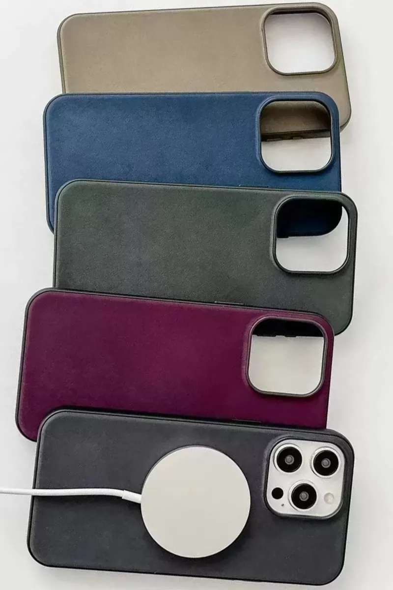 Newface Apple iPhone 15 Pro Kılıf Karen Magsafe Kapak - Siyah