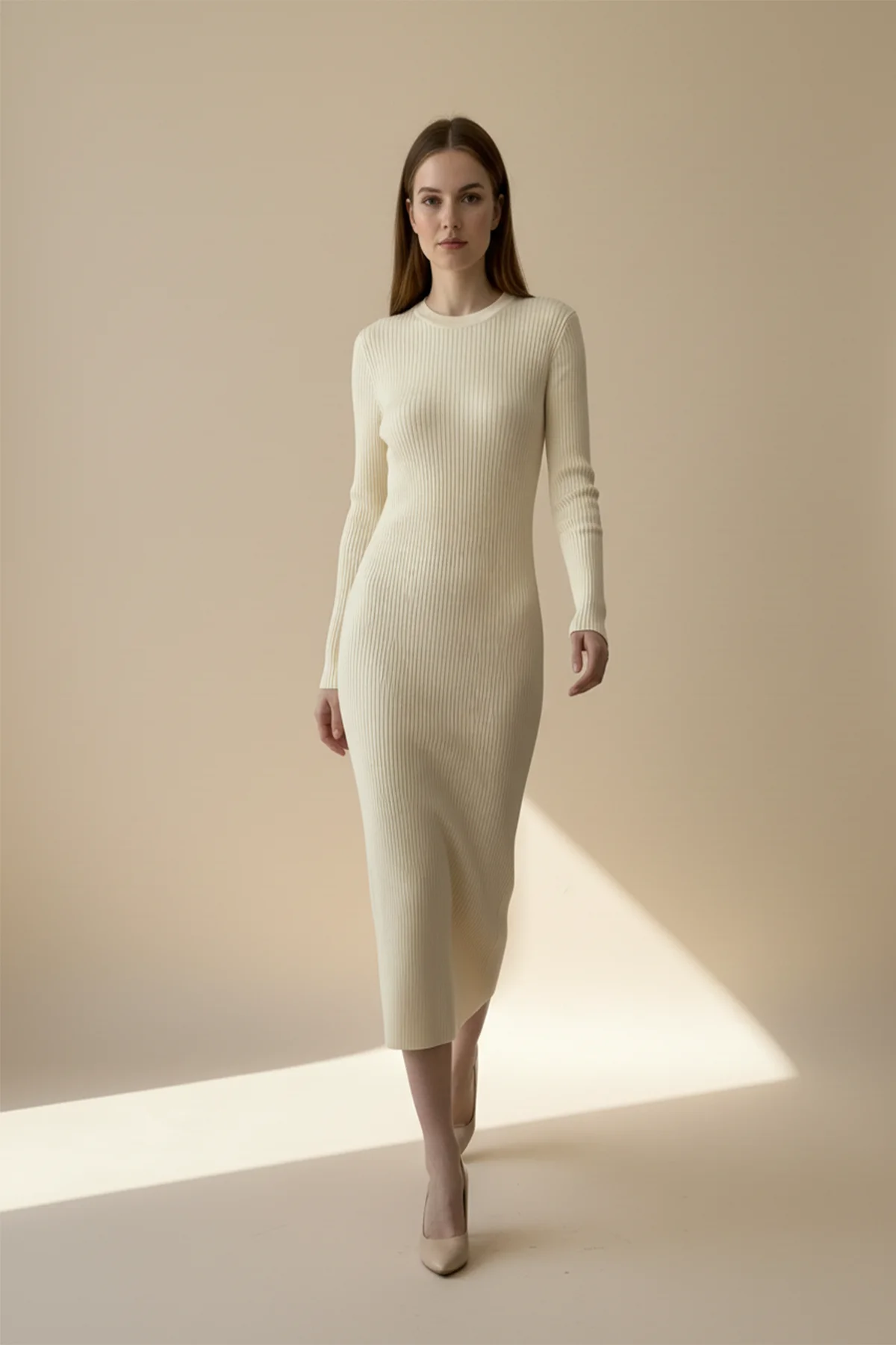 Kadın Bisiklet Yaka Uzun Elbise - Bej