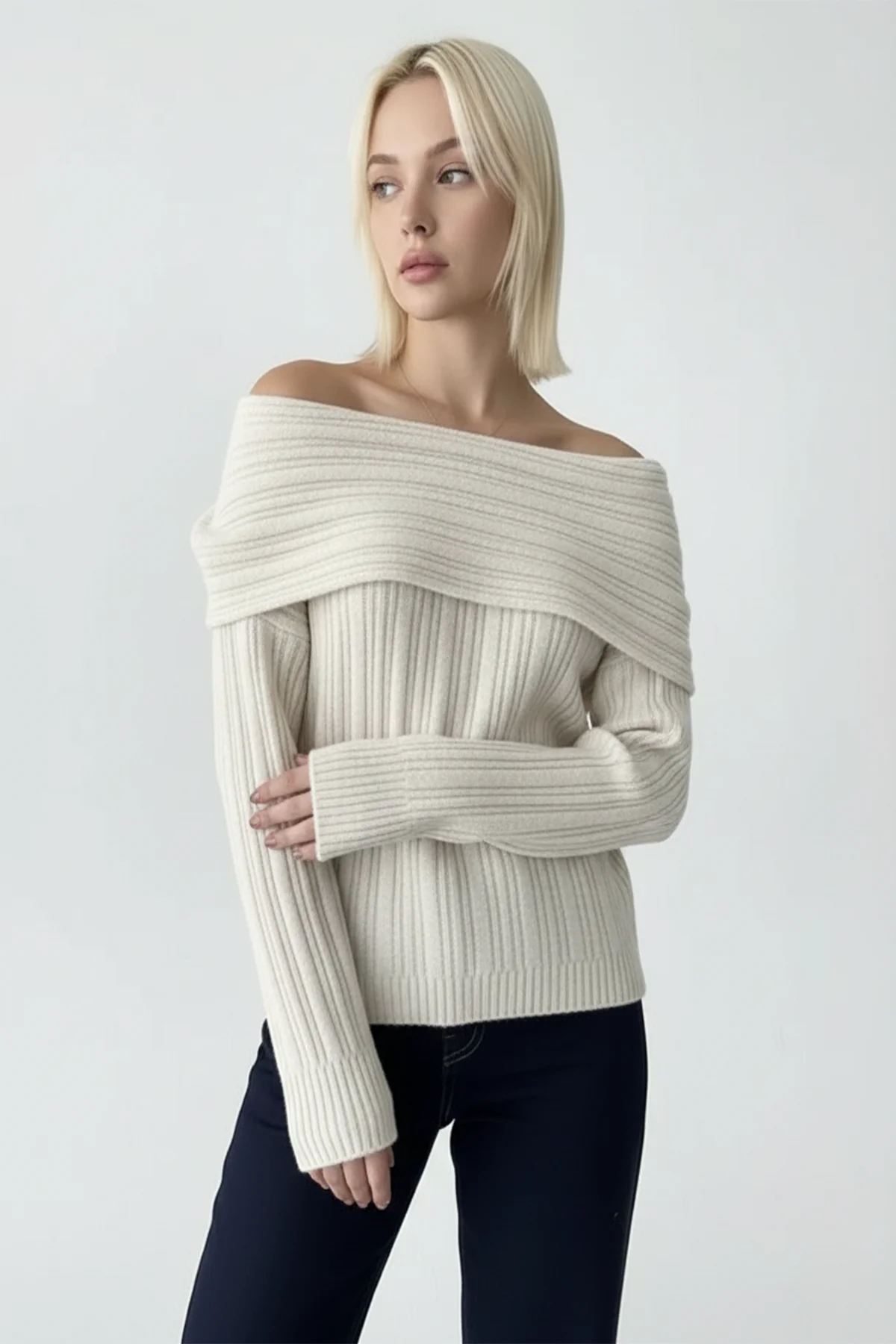 Fitilli Krem Rengi Madonna Yaka Kazak