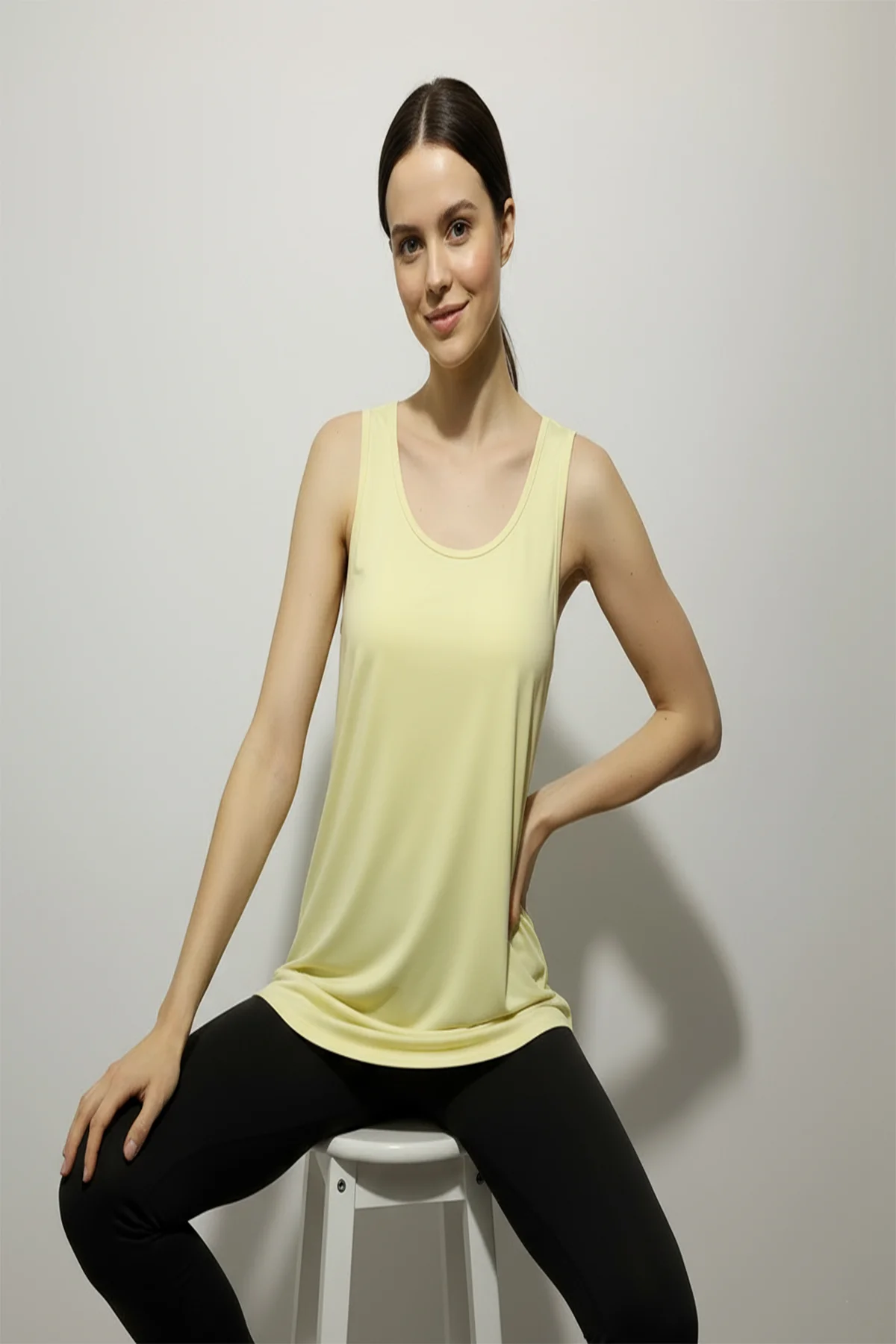 Kadın Uzun Atlet - Sarı