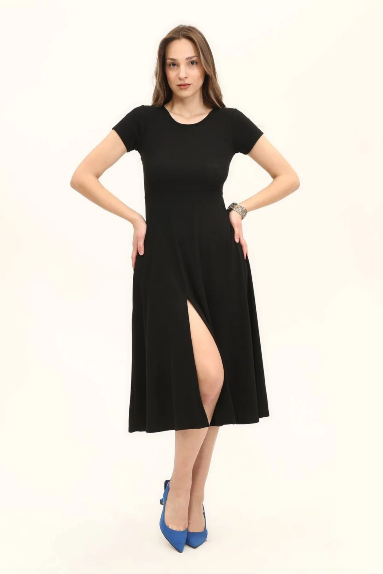 Kadın Renkli Belden Oturma Eteği Yırtmaçlı Salaş Elbise