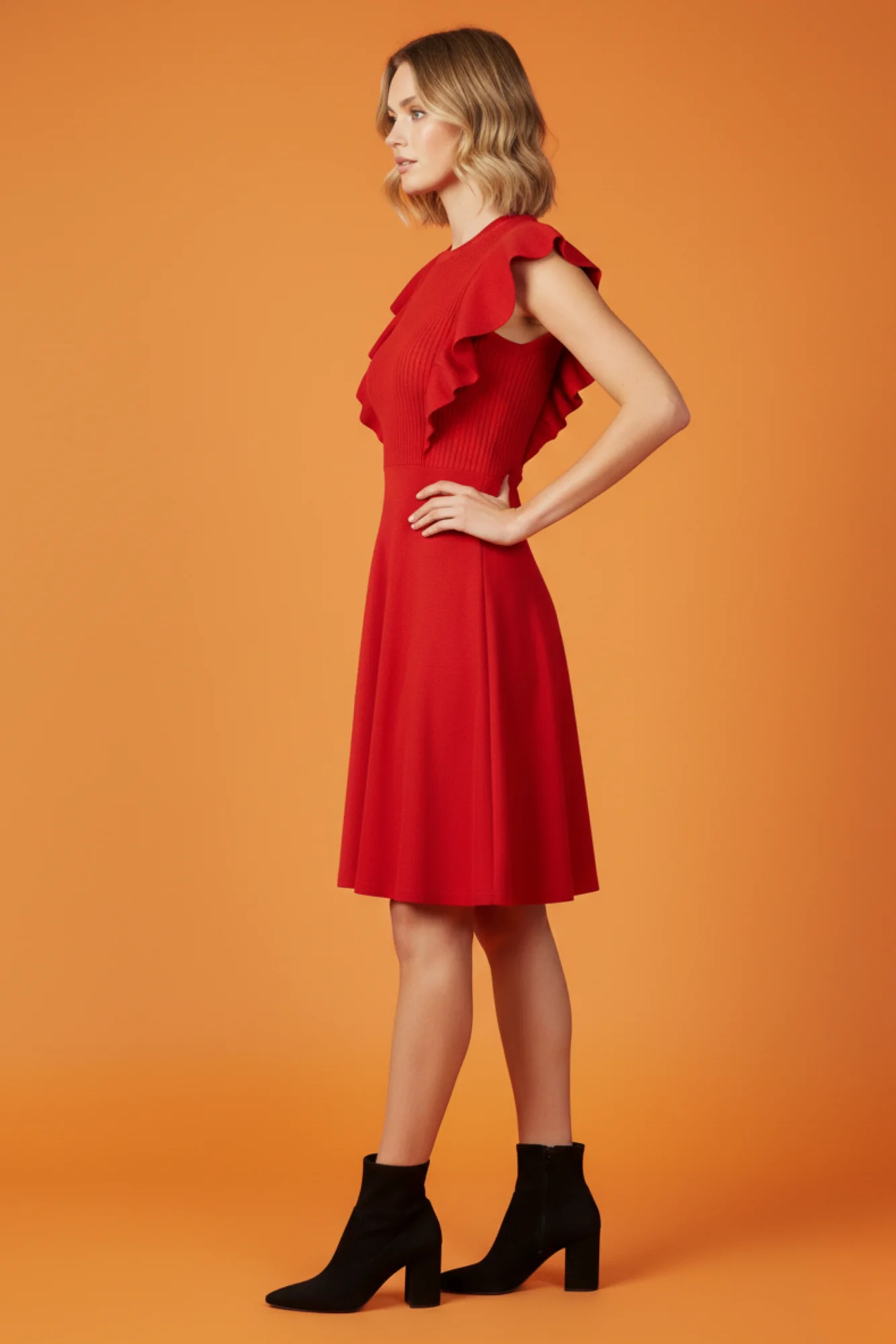 Bisiklet Yaka Volanlı Kırmızı Kaşkorse Elbise