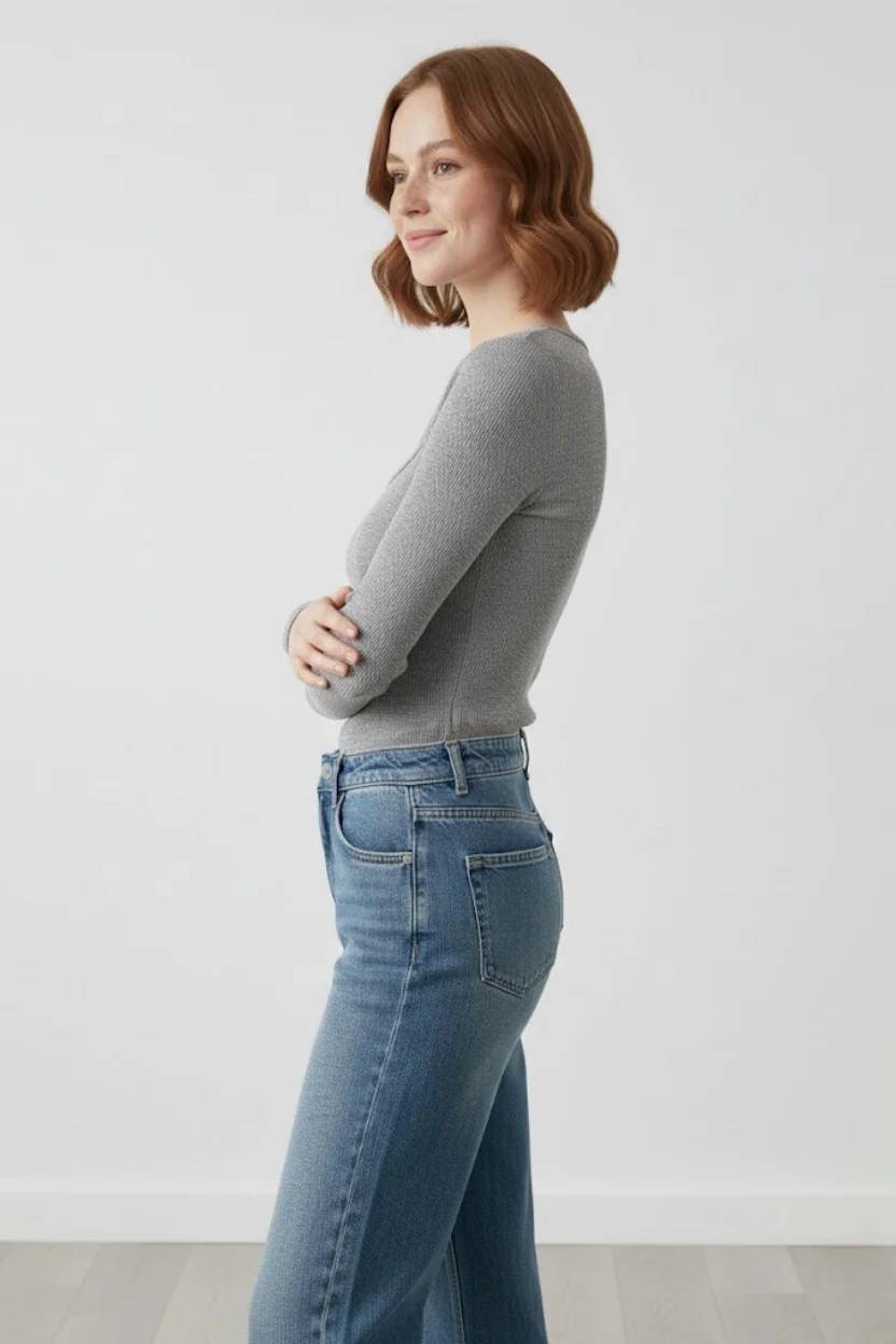 Kadın Melanj Gri Pamuklu Kaşkorse Pencere Yaka Cut Out Detaylı Slim Fit Esnek Bluz