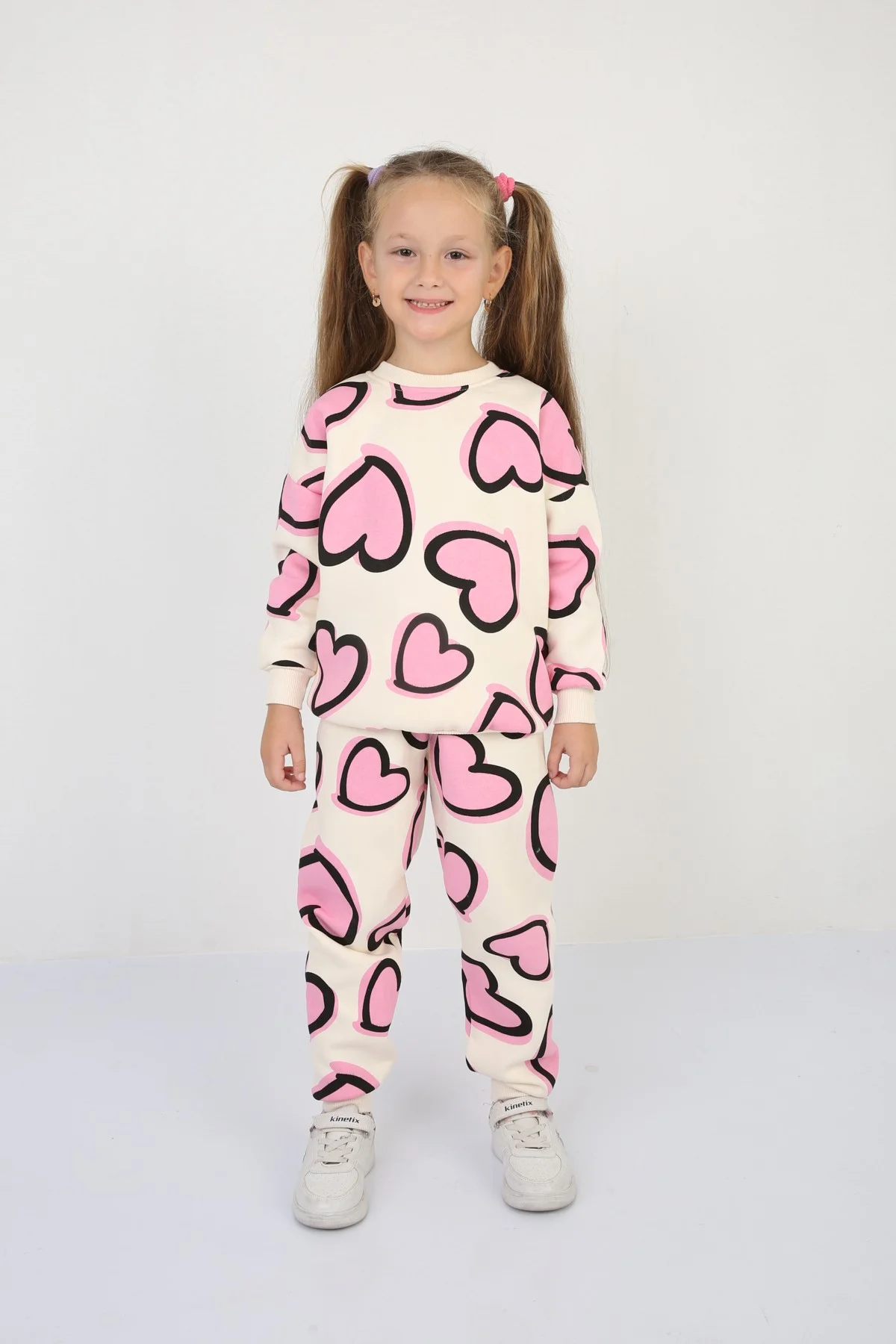 Üç İplik Şardonlu Kalp Baskılı Kız Çocuk Günlük Takım