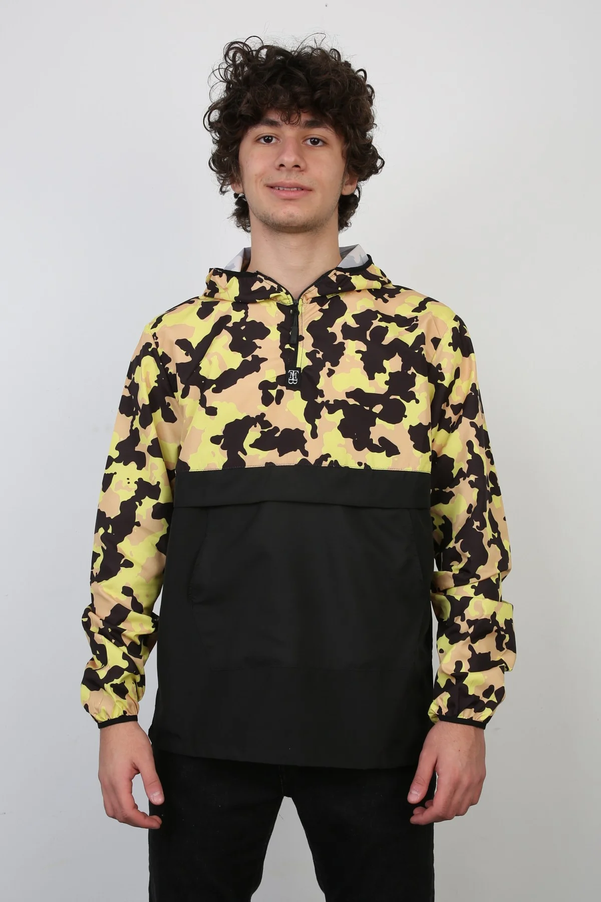 Yarım Fermuarlı Kamuflaj Desenli Kapüşonlu İnce Erkek Spor Günlük Mevsimlik Mont