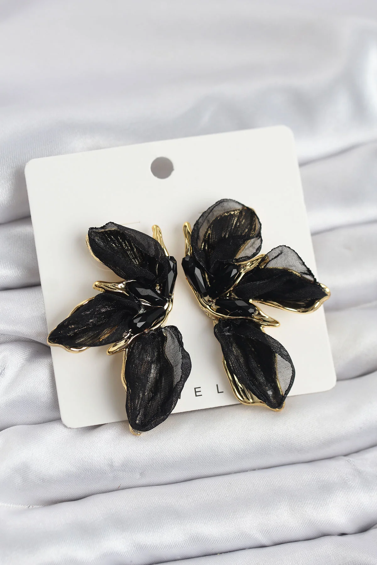 Lotus Model Siyah Renk Tüllü Kadın Küpe