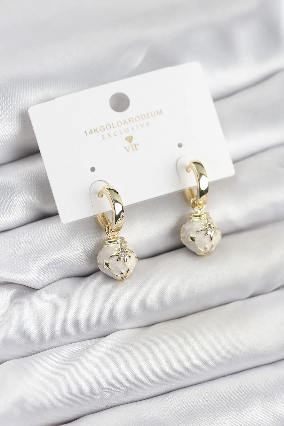 Pirinç Gold Renk Topçuk Model Mineli Halka Kadın Küpe