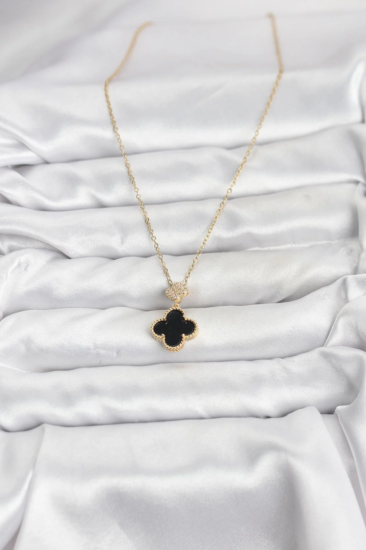 316L Çelik Zincir Gold Renk Yonca Model Zirkon Taşlı Kadın Kolye