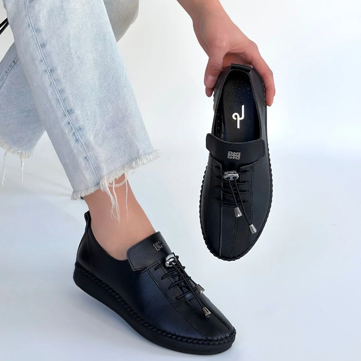 Warte Siyah Deri Bağcıklı Spor Ayakkabı