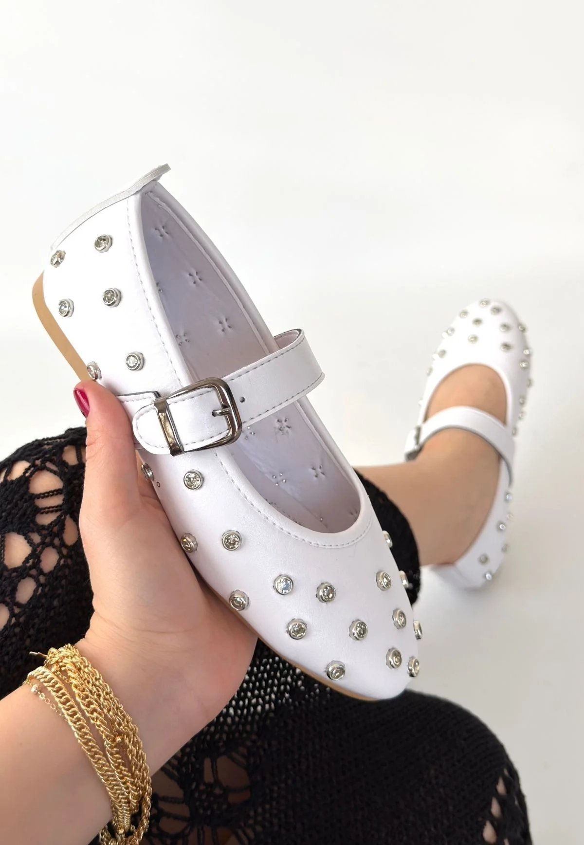 Ritta Beyaz Cilt Kemerli Babet Ayakkabı