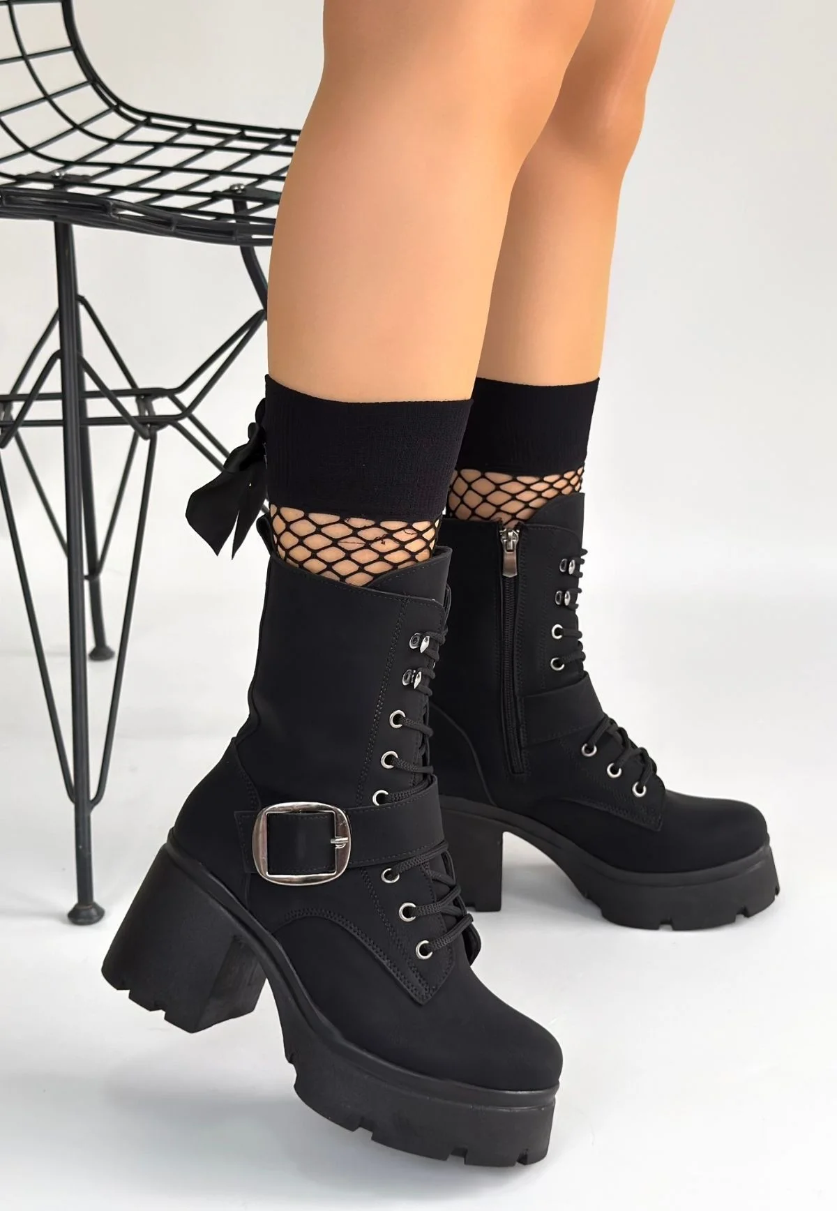 Linma Siyah Nubuk Bağcıklı Topuklu Bot