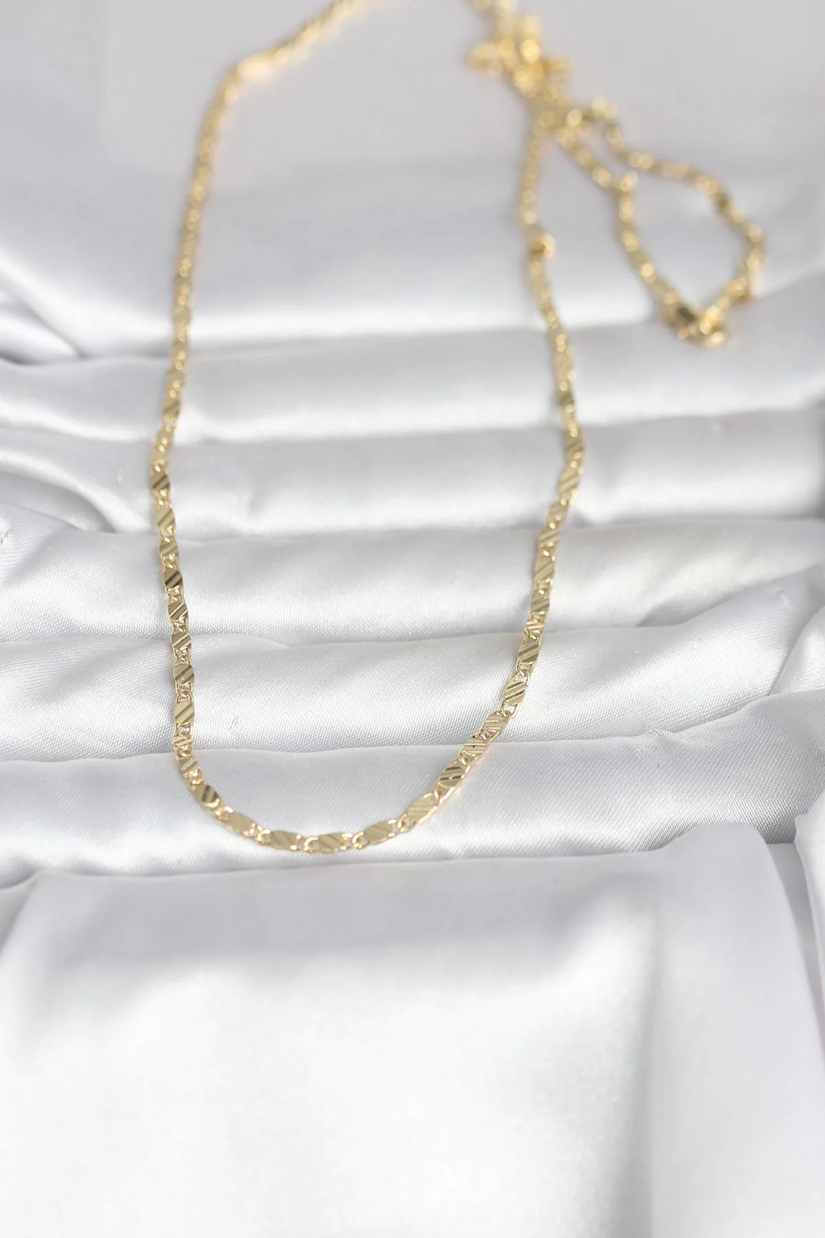 CM 14K Gold Renk Çizgi Lazer Model 60 cm Kadın Kolye