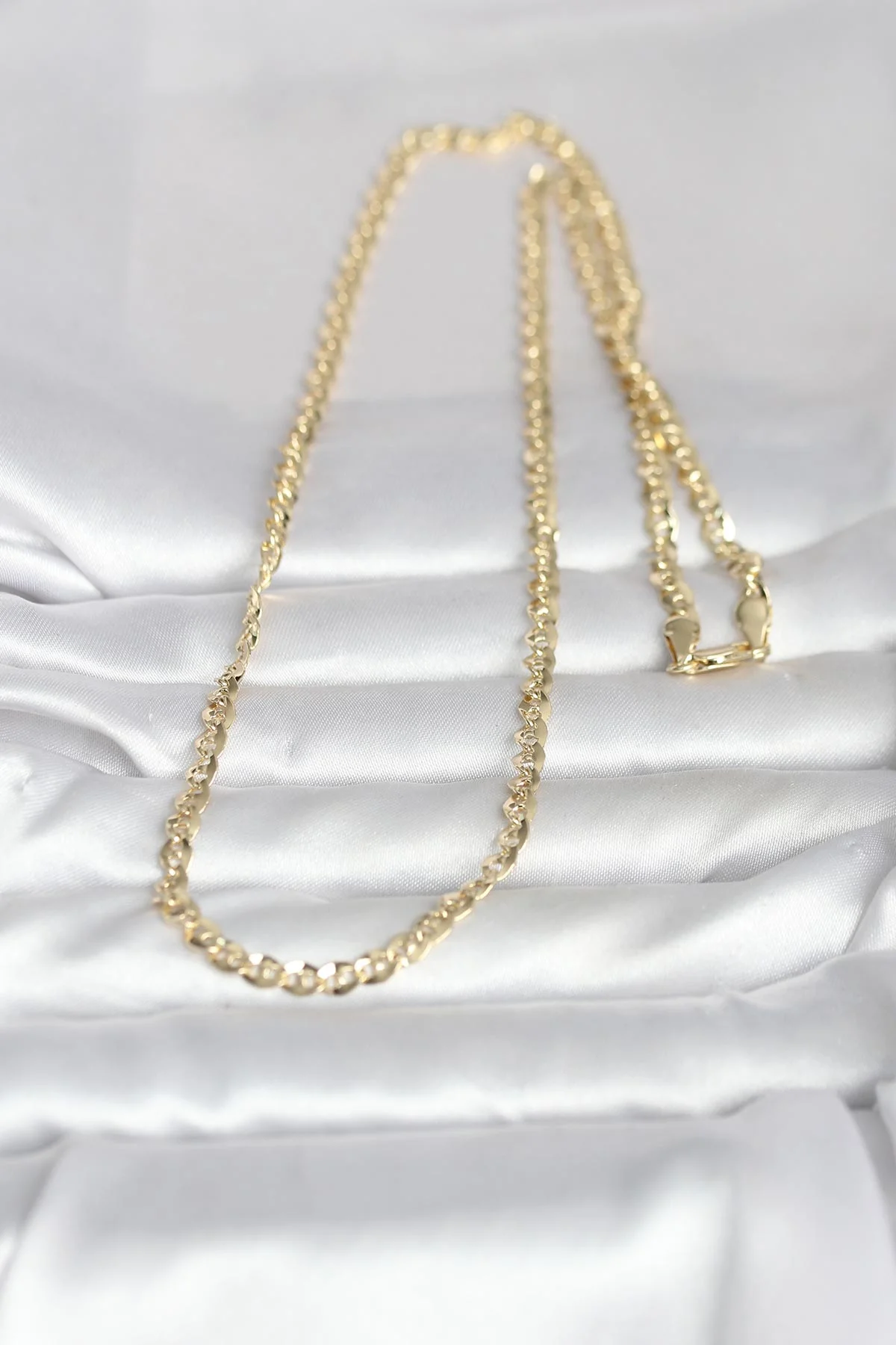 CM 14K Gold Renk Yassı Oval Zincirli Model 60 cm Kadın Kolye