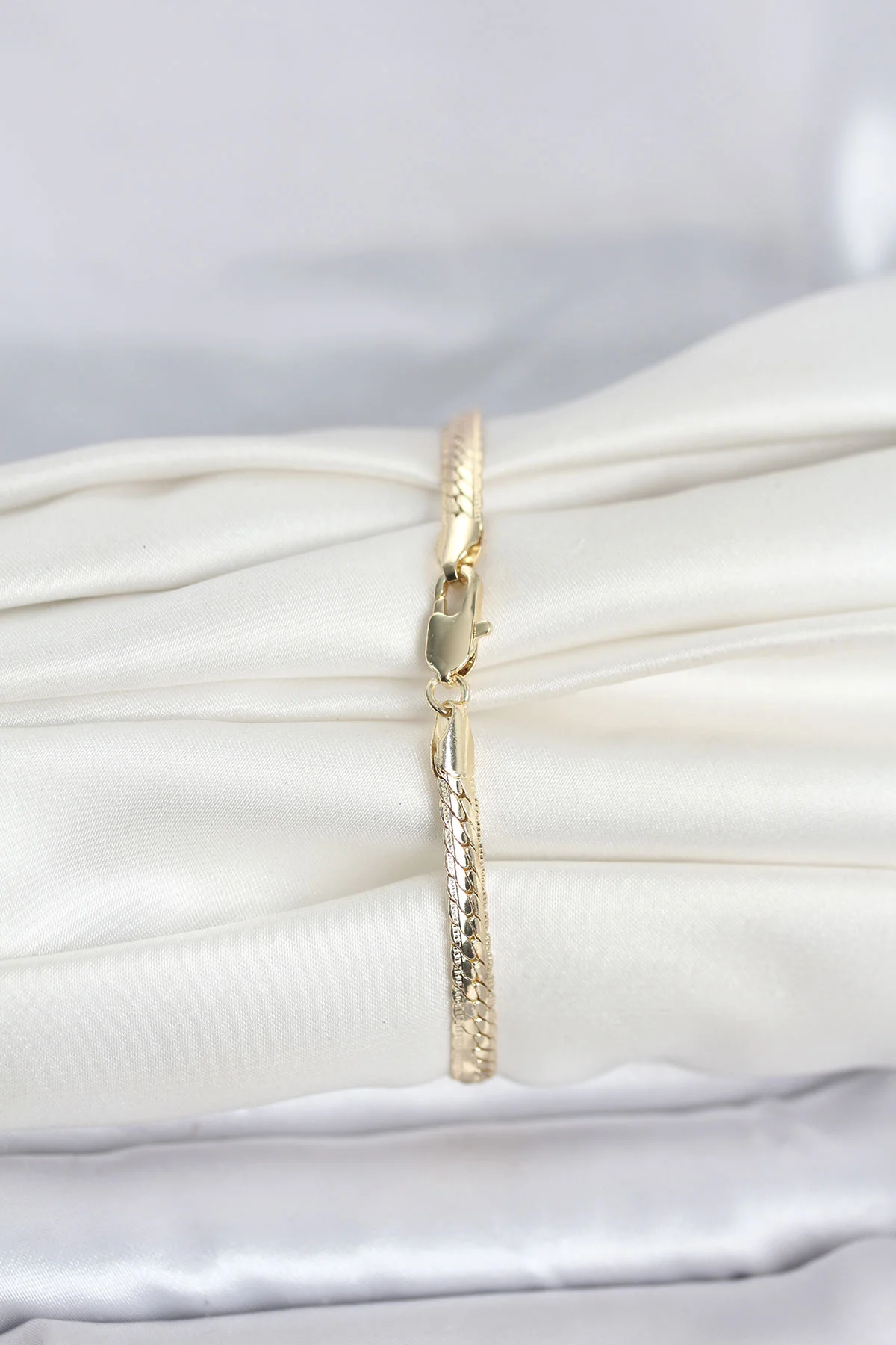 CM 14K Gold Renk Lazerli Yassı Zincir Model Kadın Bileklik