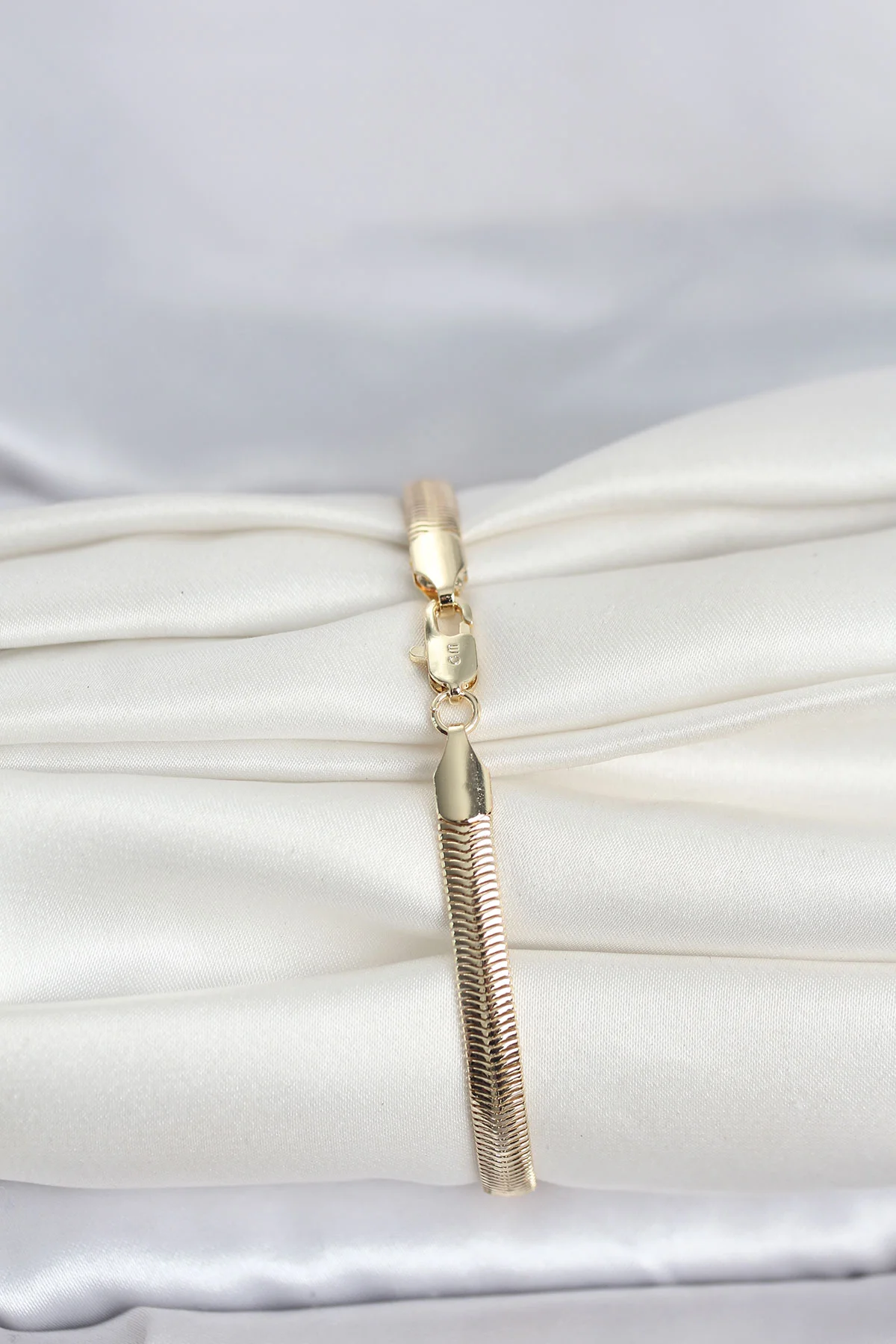 CM 14K Gold Renk Yassı Zincir Yılan Model Kadın Bileklik