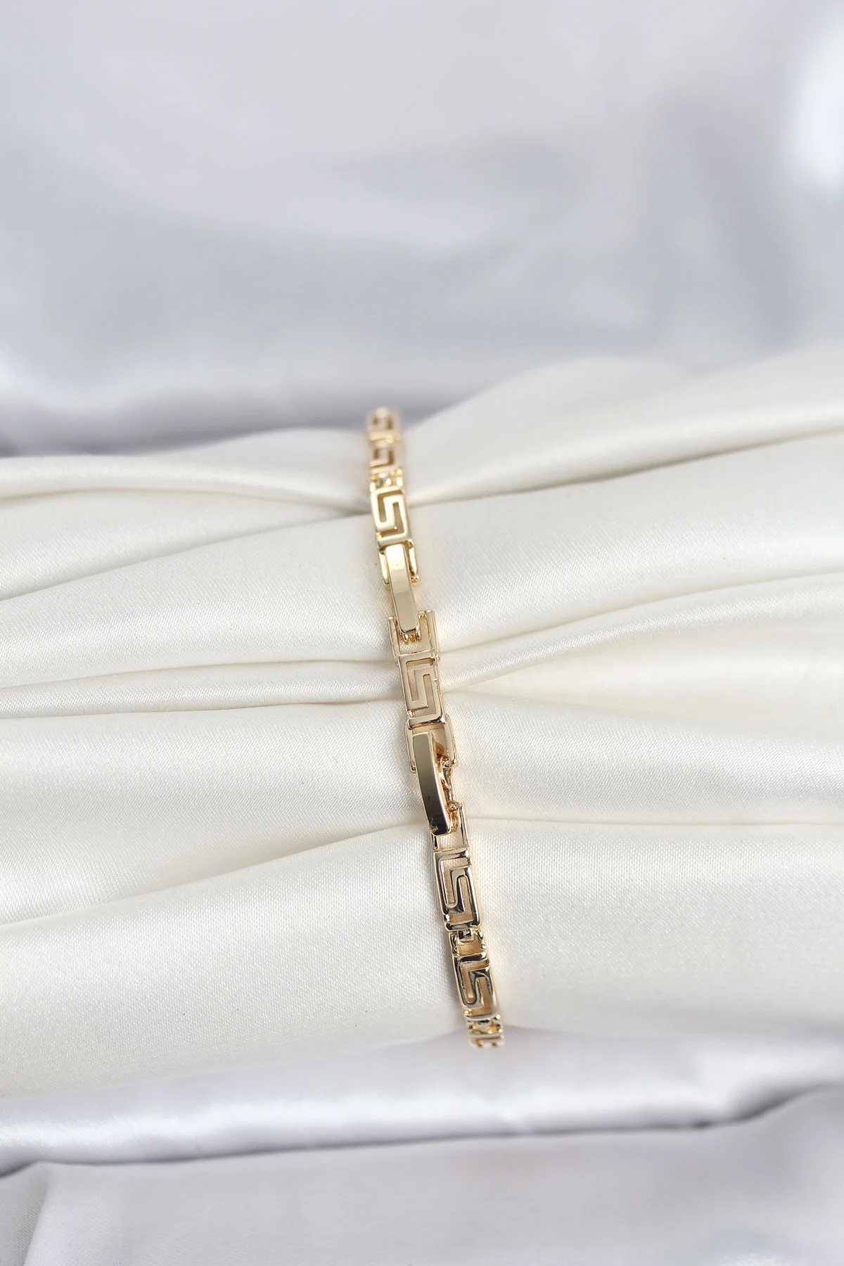 CM 14K Gold Renk Geometrik Model Kadın Bileklik