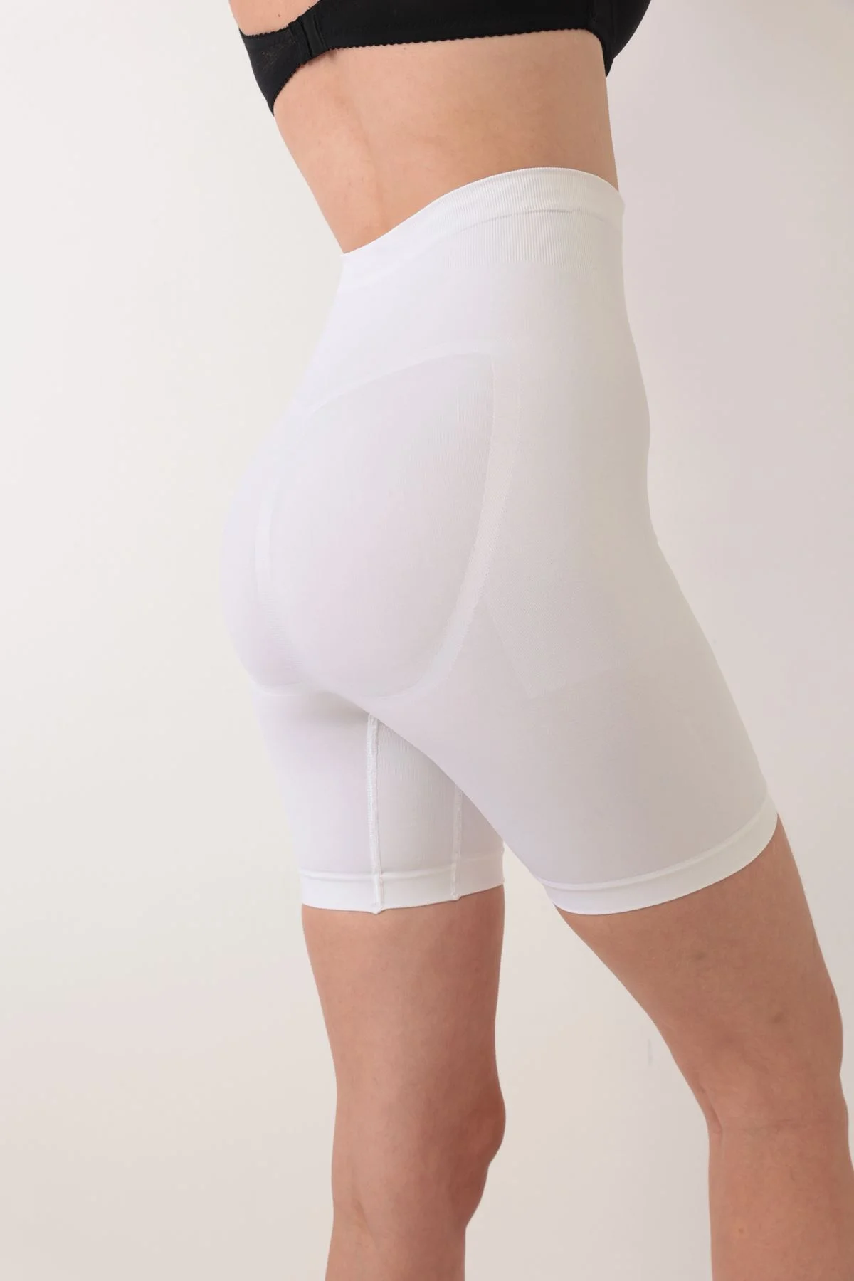 Beyaz Kadın Kalça Kaldırıcı Dikişsiz Korse - 760