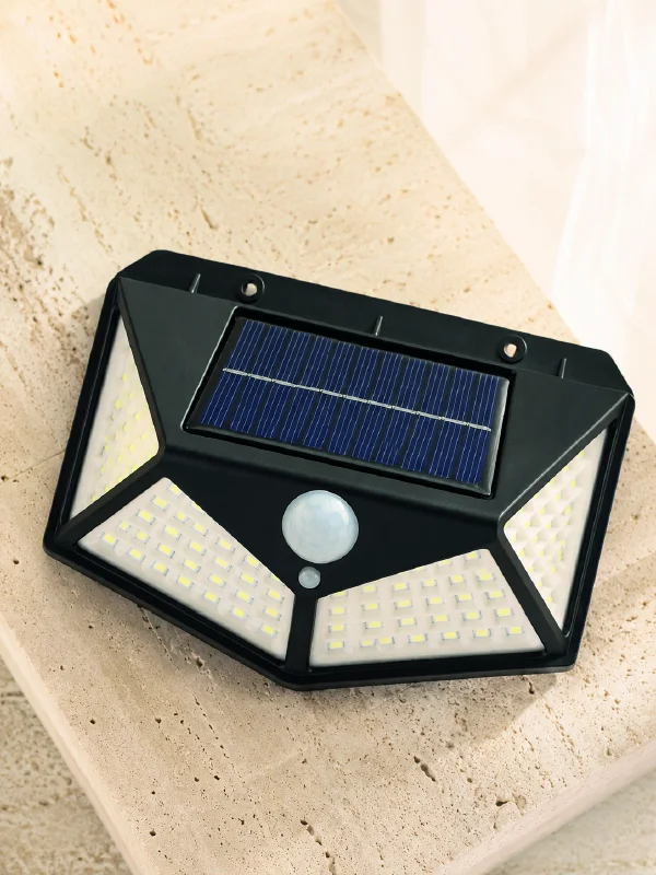 Y100 SOLAR LAMBA