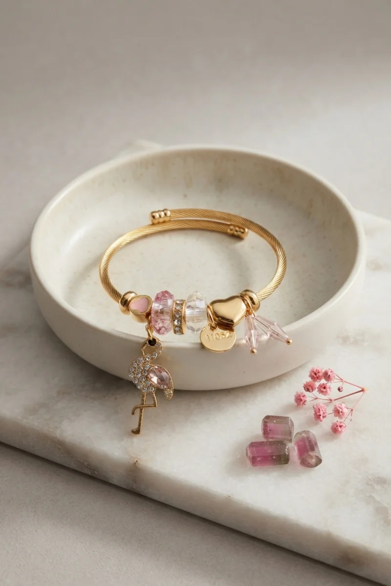 Pembe Flamingo Model Gold Renk Charmlı Bileklik