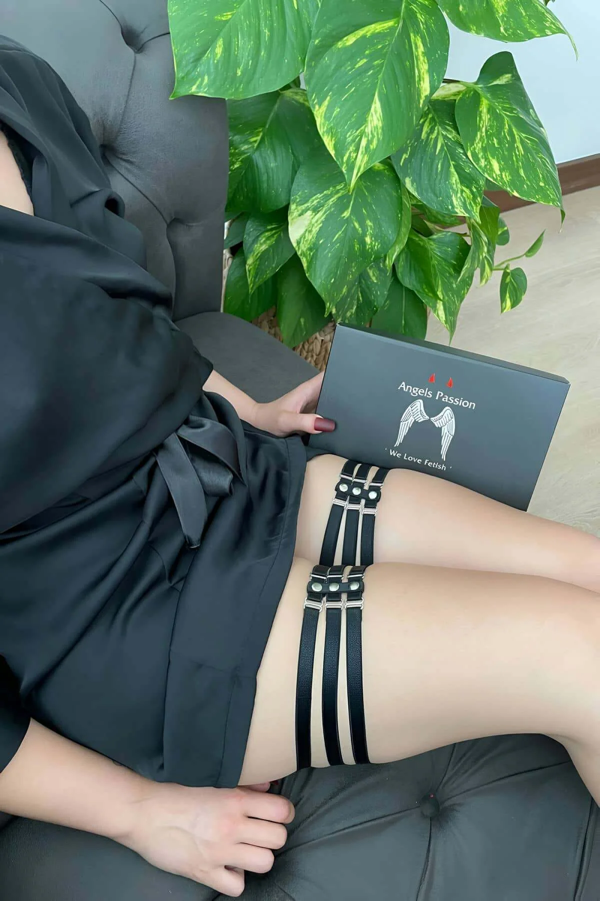 Şık Siyah Lastik Bacak Bandı - Brf351