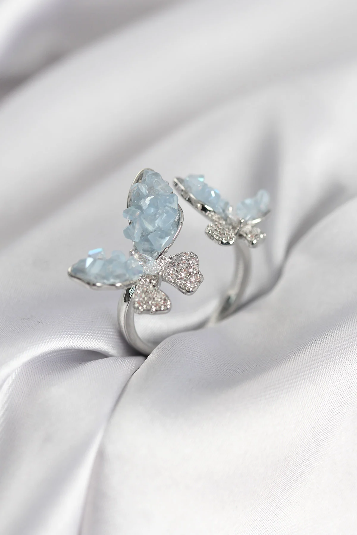 Gümüş Renk Mavi Kelebek Model Zirkon Taşlı Kadın Yüzük