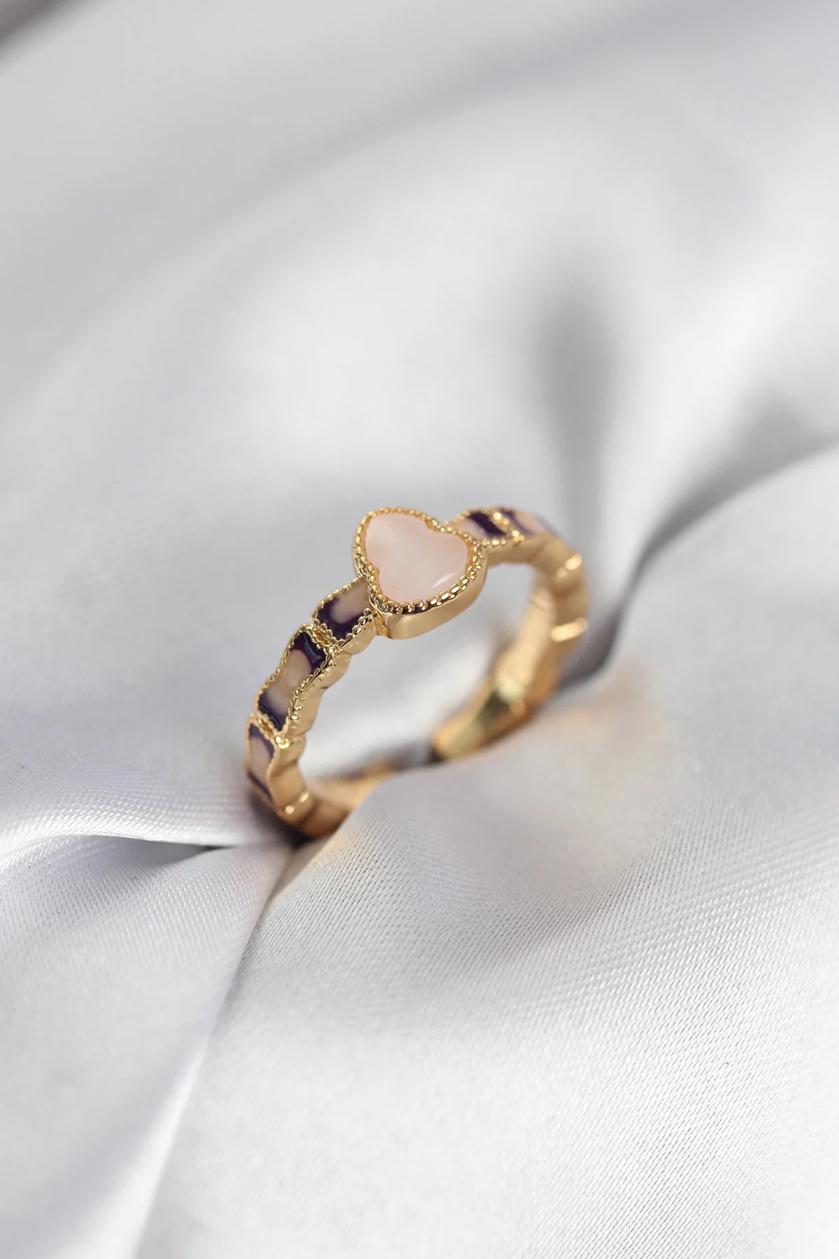 Gold Renk Mineli Su Kabağı Model Kadın Yüzük