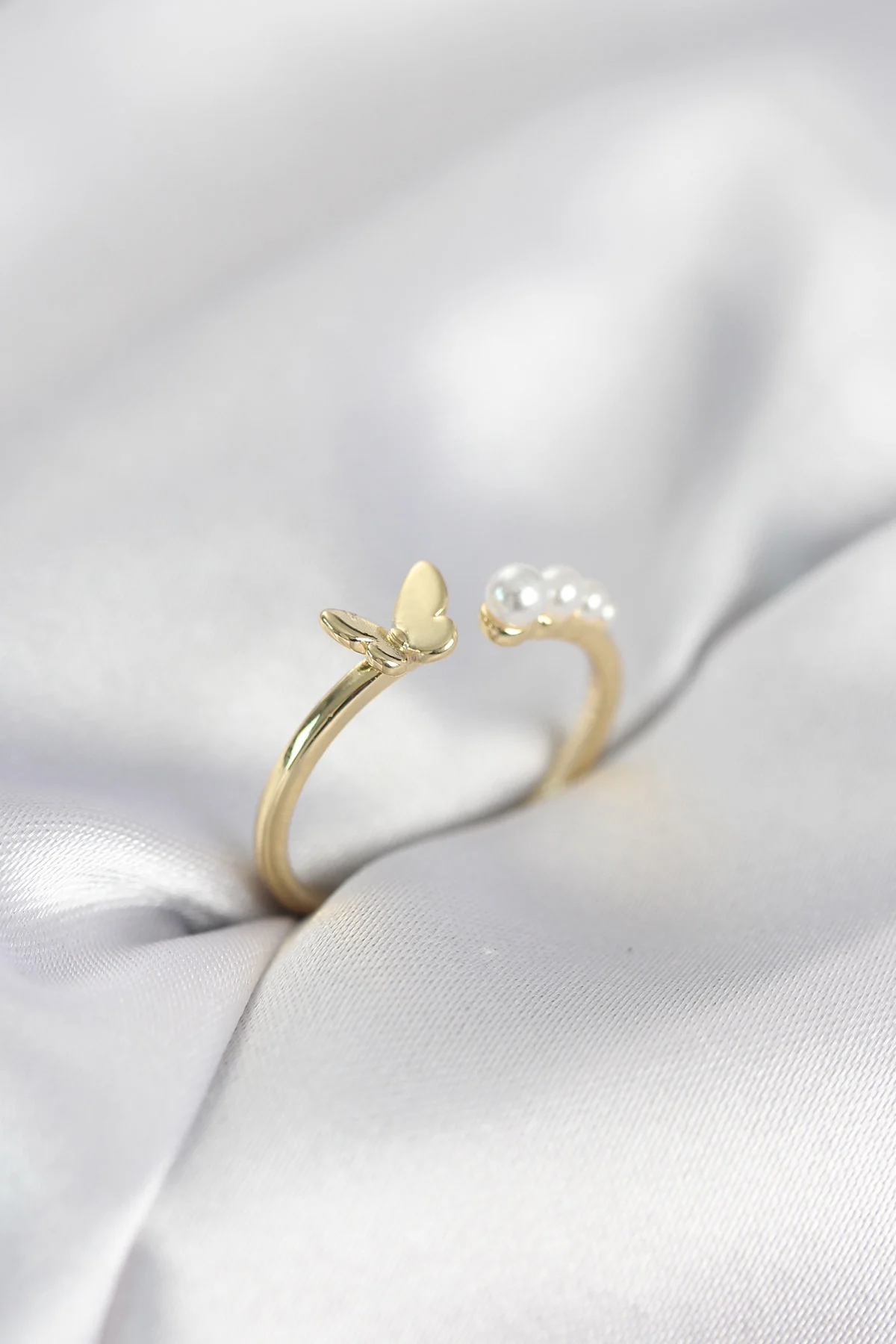 İncili Kelebek Model Gold Renk Pirinç Kadın Yüzük