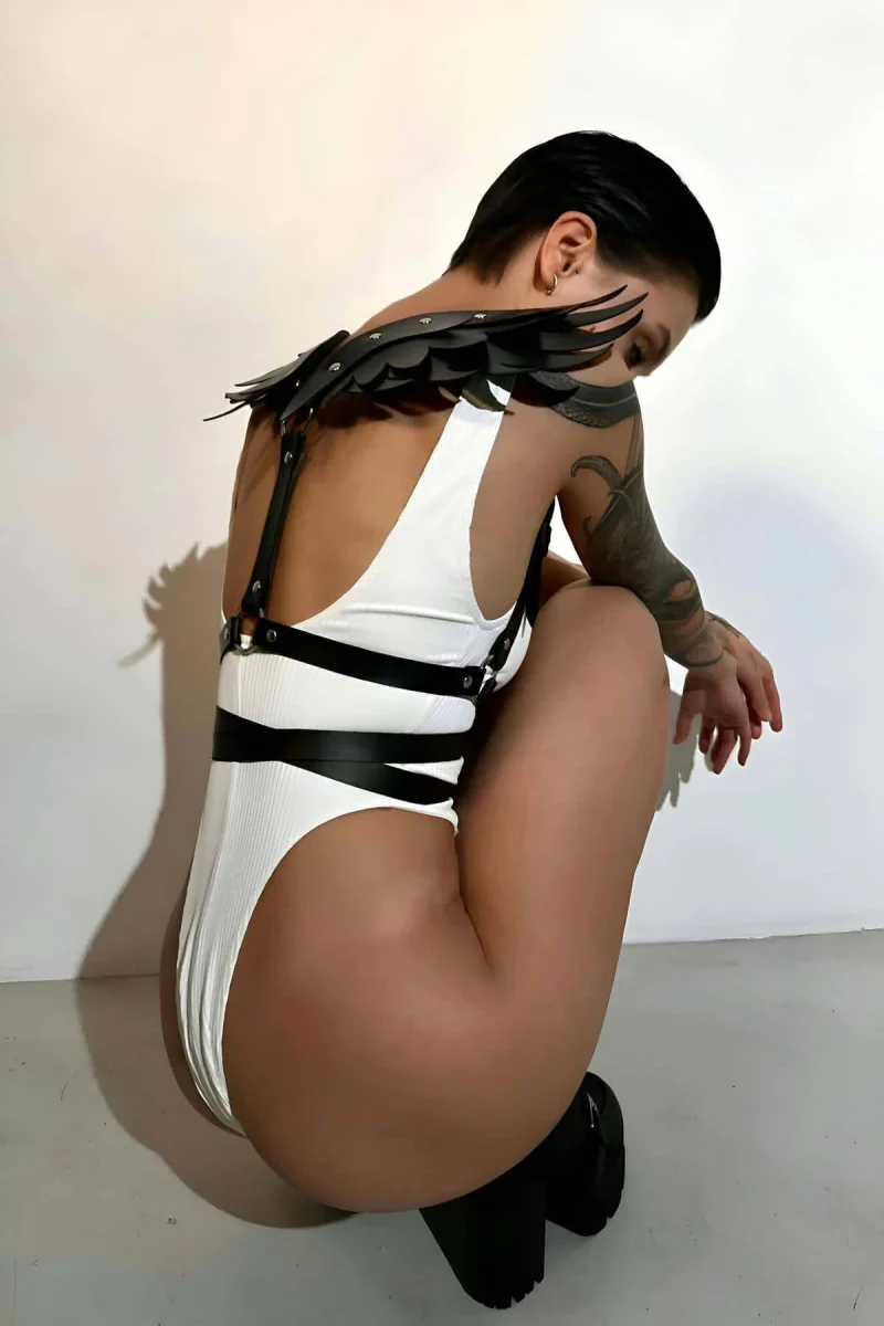Kanatlı Şık Ve Seksi Göğüs Altı Bel Kemeri Harness - Brf1097