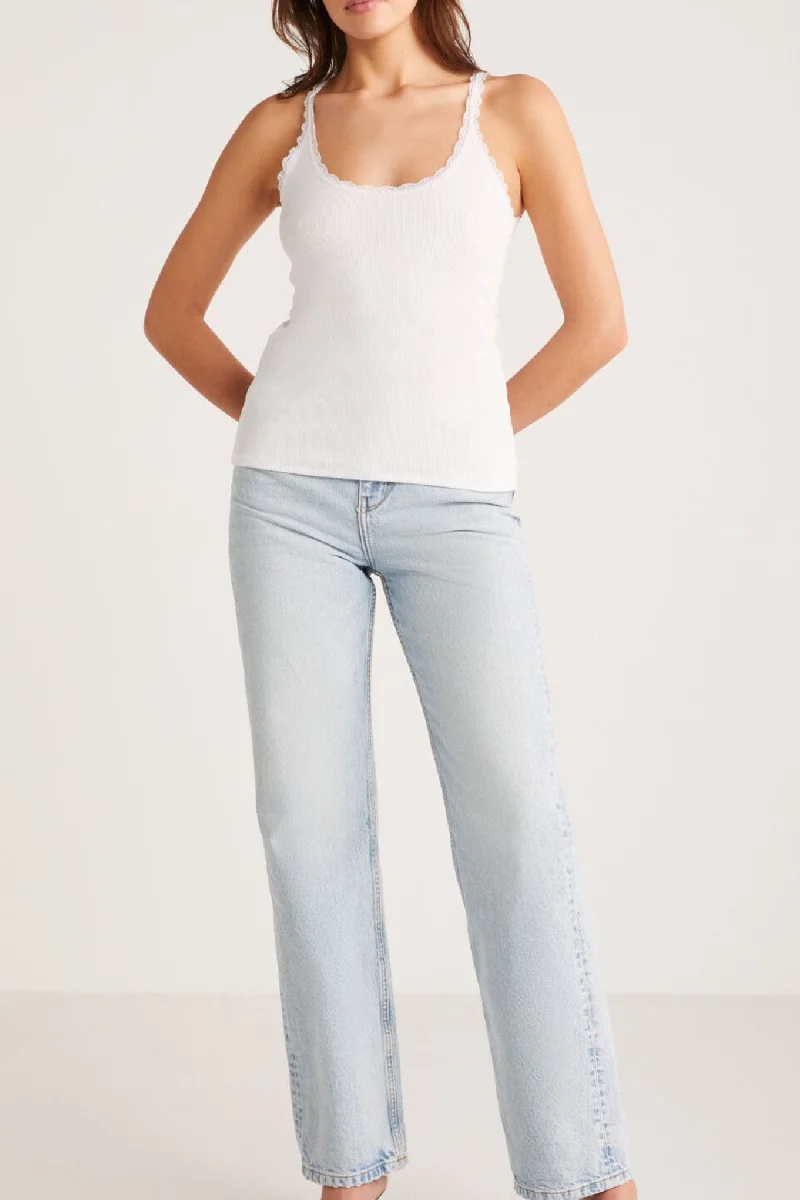 Kadın Beyaz Normal Kalıp Dantel Detalı Ince Askılı Oyuk Yaka Atlet