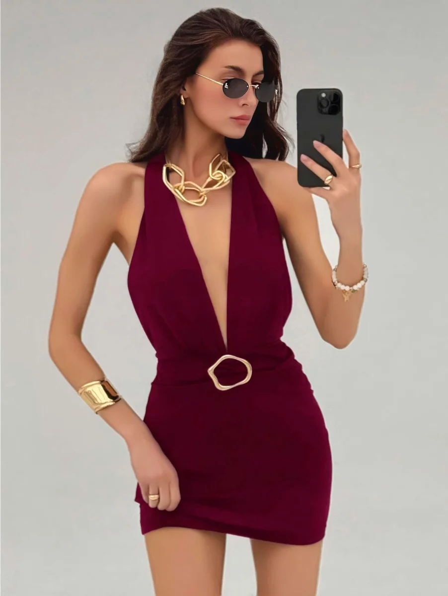 Kadın Bordo Aksesuar Detaylı Boyundan Bağlamalı Şık Tasarım Fantezi Elbise 5140