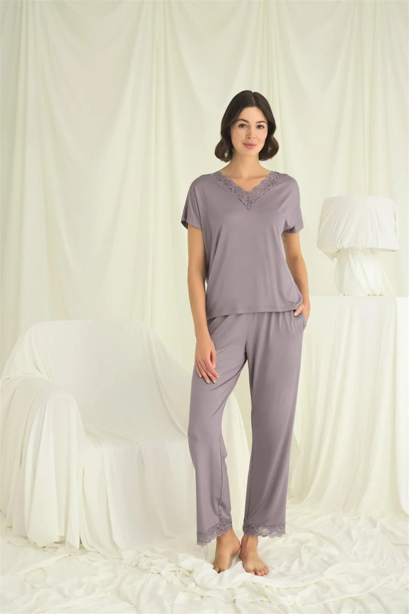 Kısa Kollu V Yakalı Dantelli Pijama Takımı