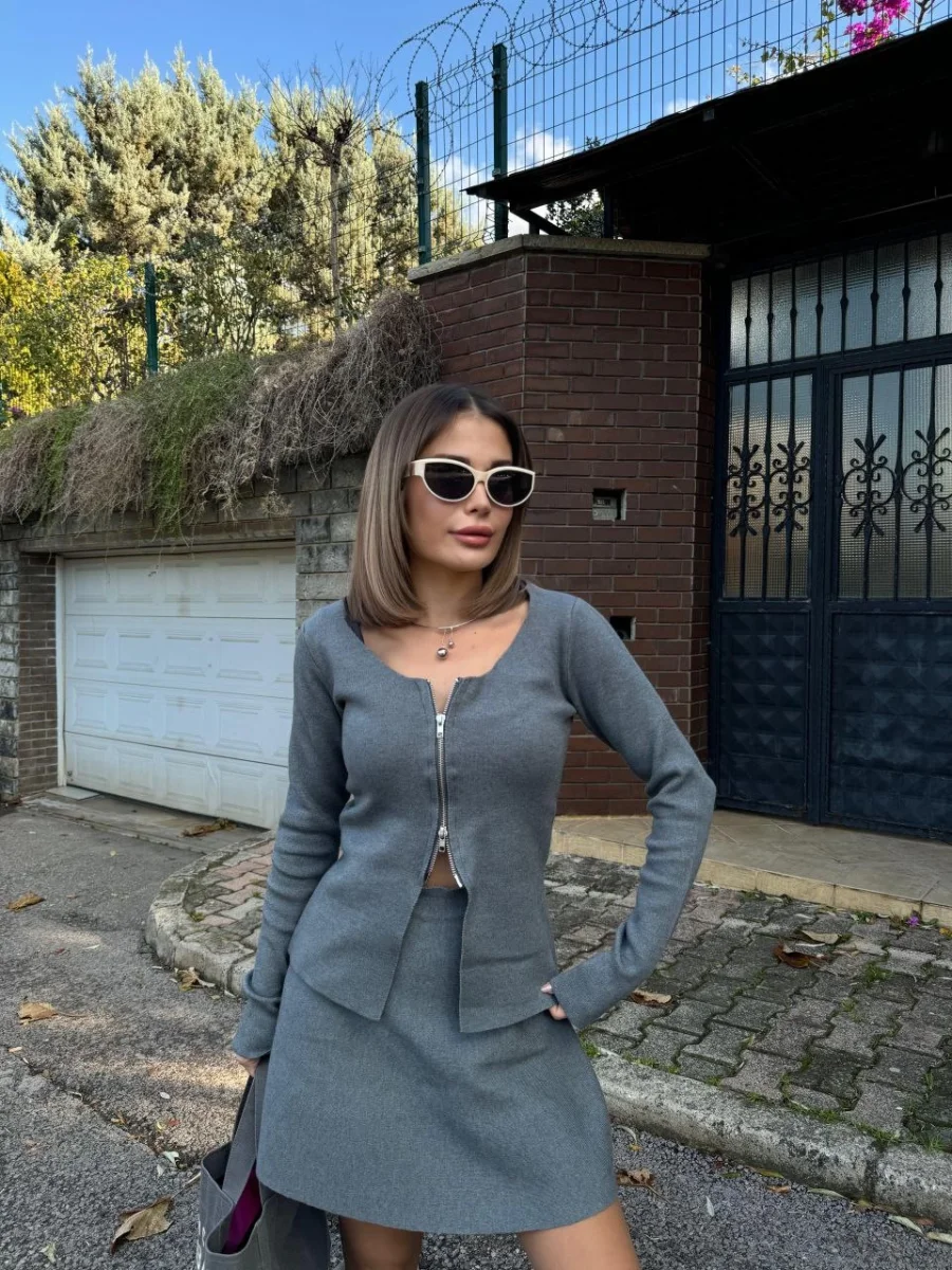 İkili Fermuarlı Hırkalı Etekli Takım - Füme -