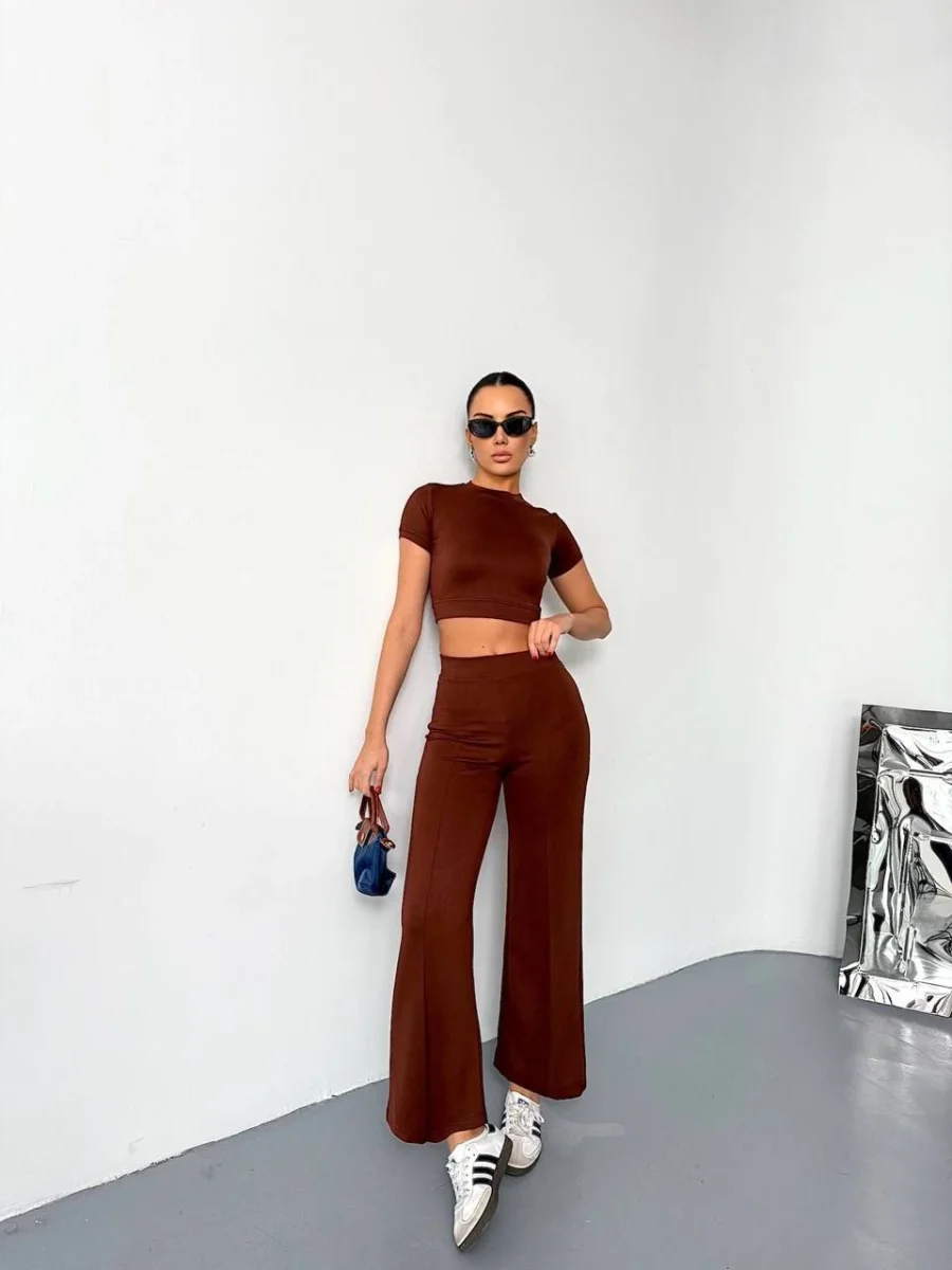 Osy Modal Yumuşak Dokulu Kumaş Kısa Kollu Crop Alt ispanyol Paça Pantalon ikili Takım - Kahverengi -