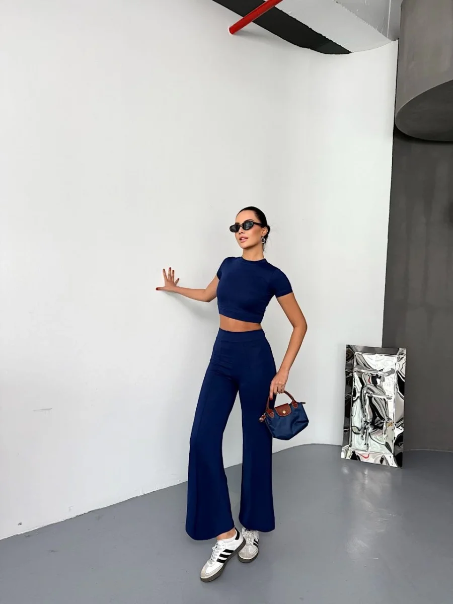 Osy Modal Yumuşak Dokulu Kumaş Kısa Kollu Crop Alt ispanyol Paça Pantalon ikili Takım - Lacivert -