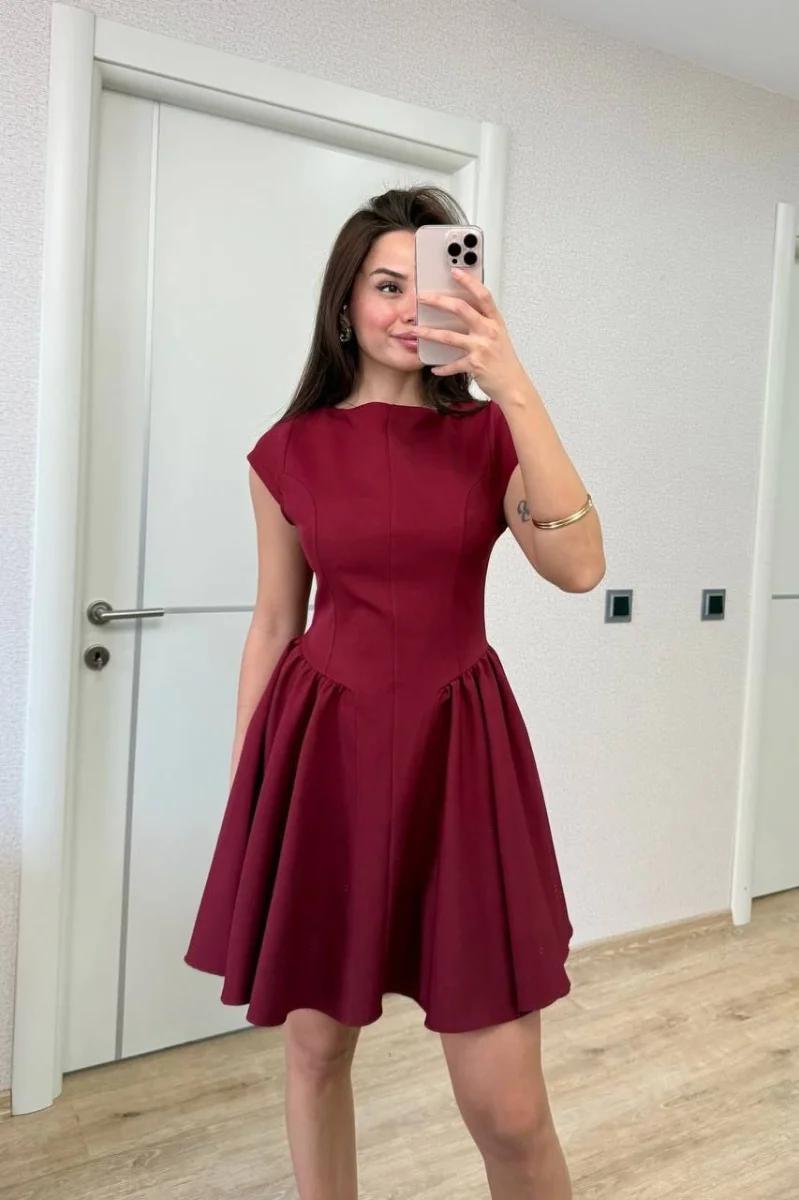 Sırt dekolteli Çan Detaylı Mini Elbise - Bordo -