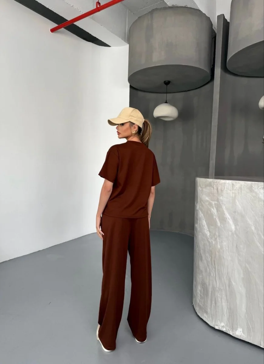 Osy Modal Yumuşak Dokulu Kumaş Kısa Kollu Bluz Rahat Pantalon ikili Takım- Kahverengi -