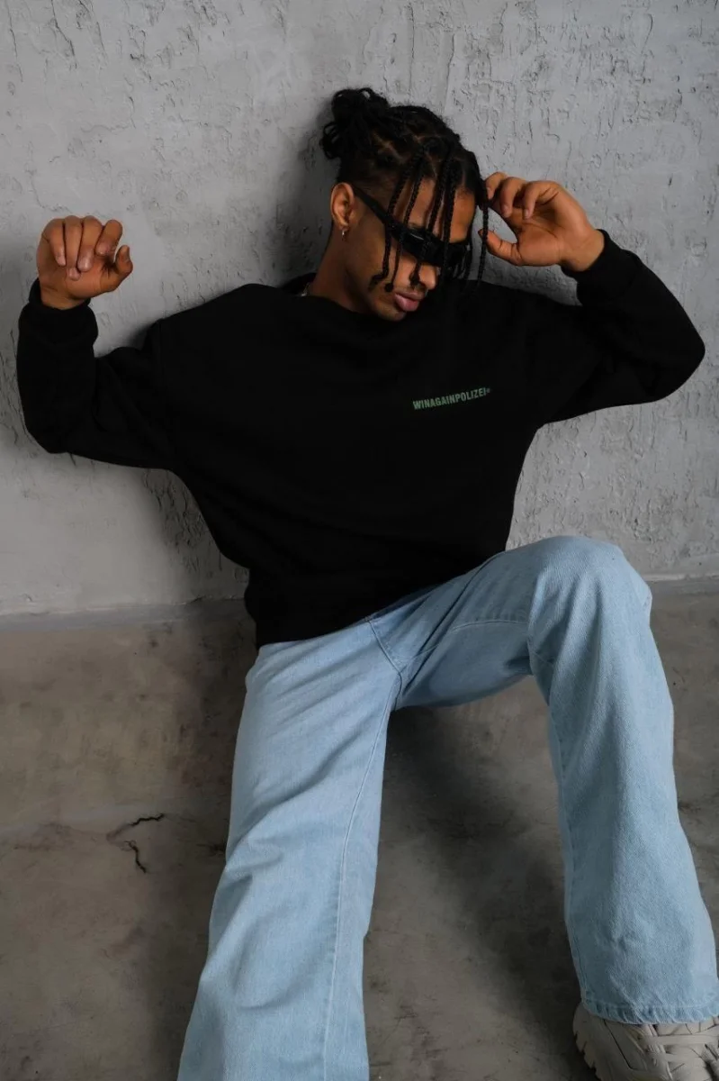 Oversize Sweatshirt – Siyah Renk | Ön ve Sırt Baskılı, Üç İplik İçi Pamuklu Kumaş, Rahat Kalıp, Ribanalı Kışlık Sweat | Winagain Polizei Serisi - Siyah