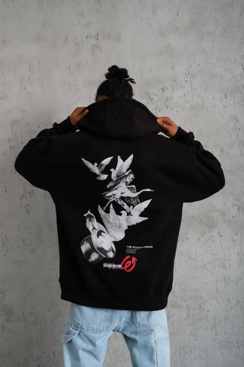 Şapkalı Güvercin Baskılı Kapşonlu Sweat - Siyah