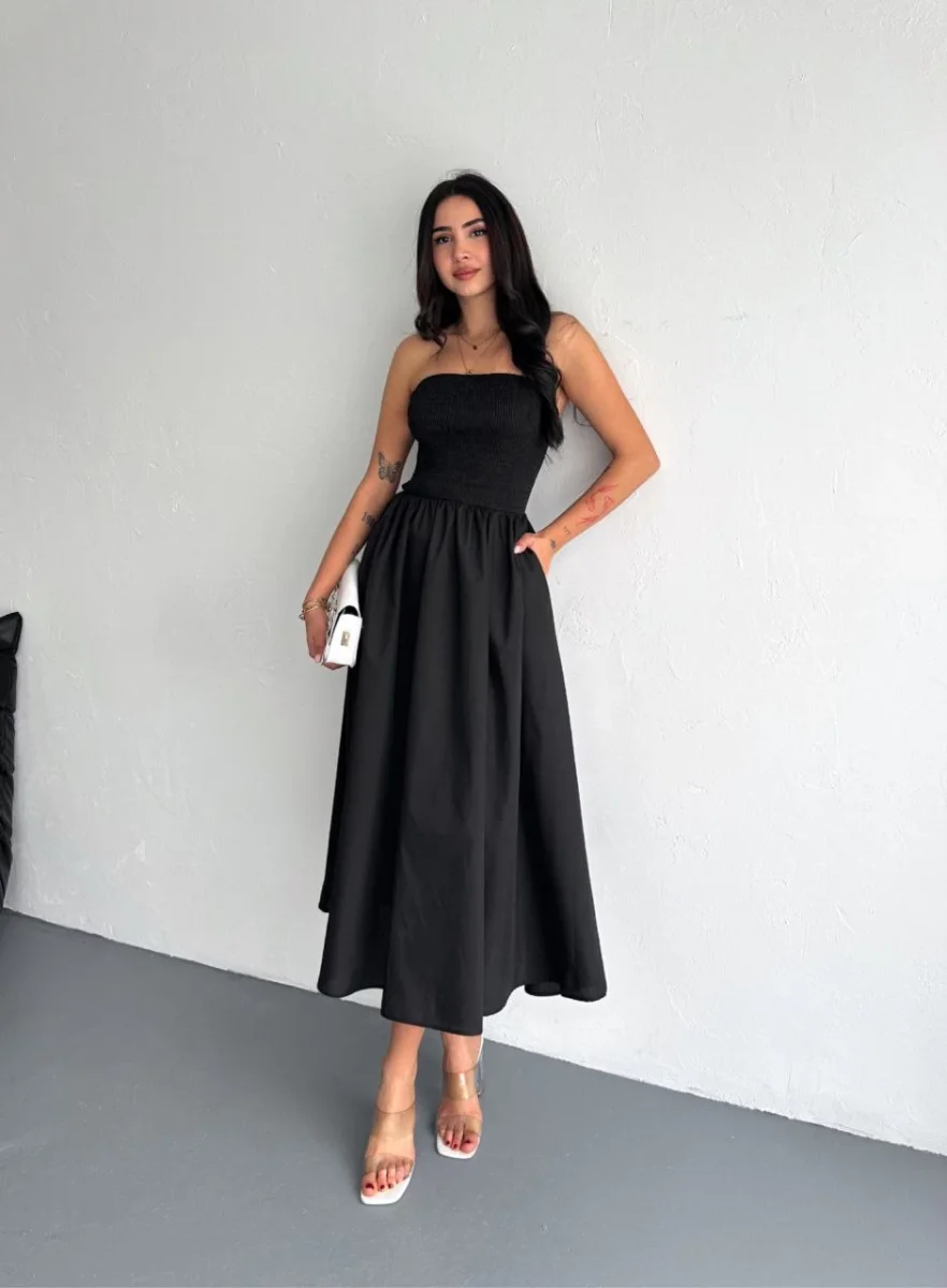 Straplez Pileli Elbise - Siyah