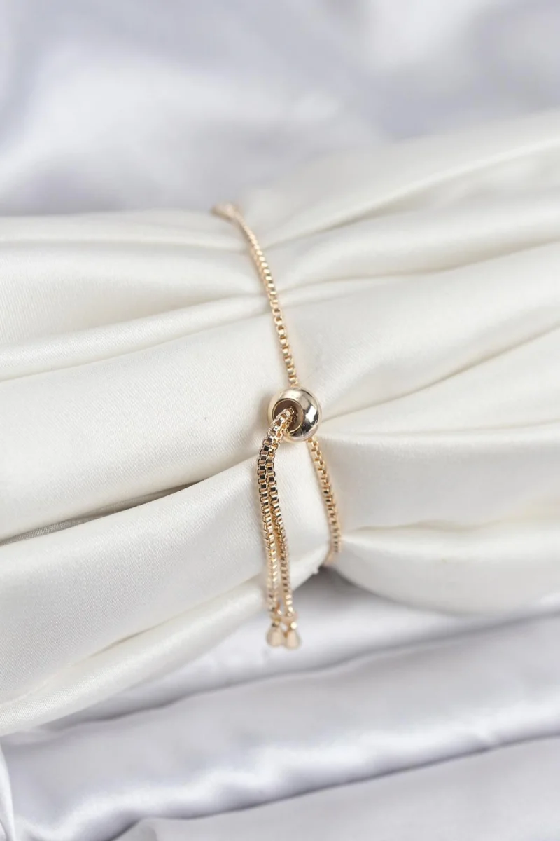 Baget Zirkon Taşlı Çiçek Model Gold Renk Asansörlü Kadın Bileklik