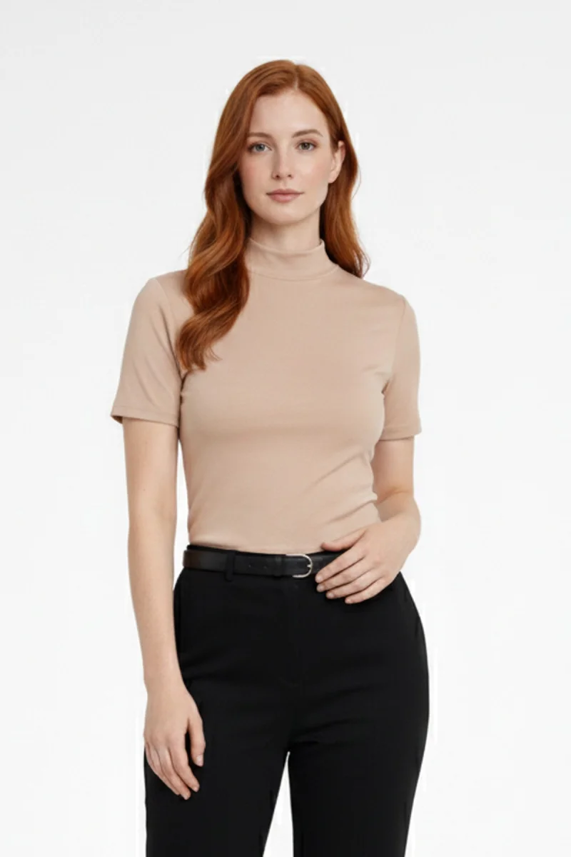 Kadın Bej Viskon  Yarım Balıkçı Yaka Kısa Kollu Kompakt Slim Fit Likralı Basic Günlük Body Bluz