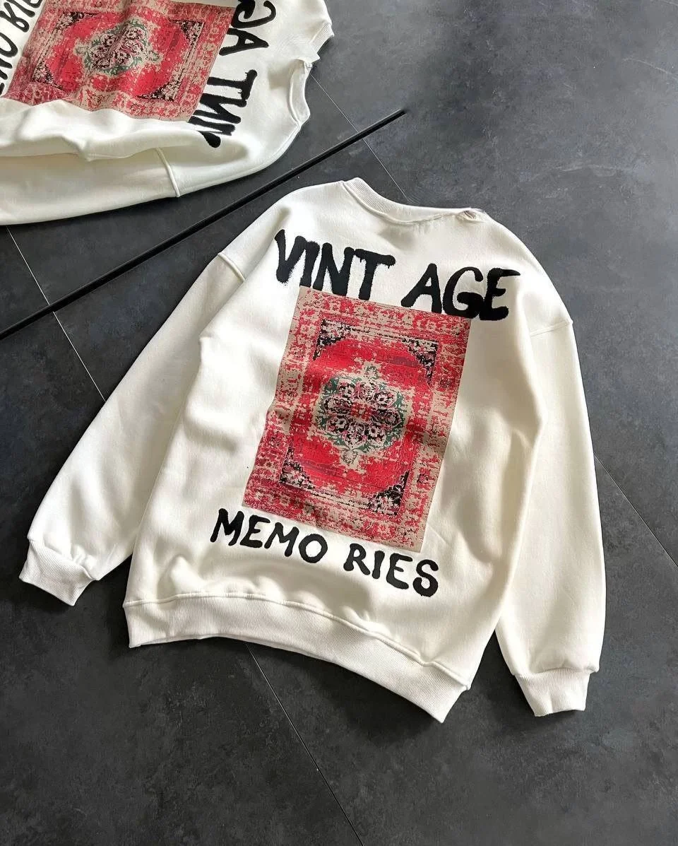 Bisiklet Yaka Üç İplik Baskılı Oversize SweatShirt - Beyaz -