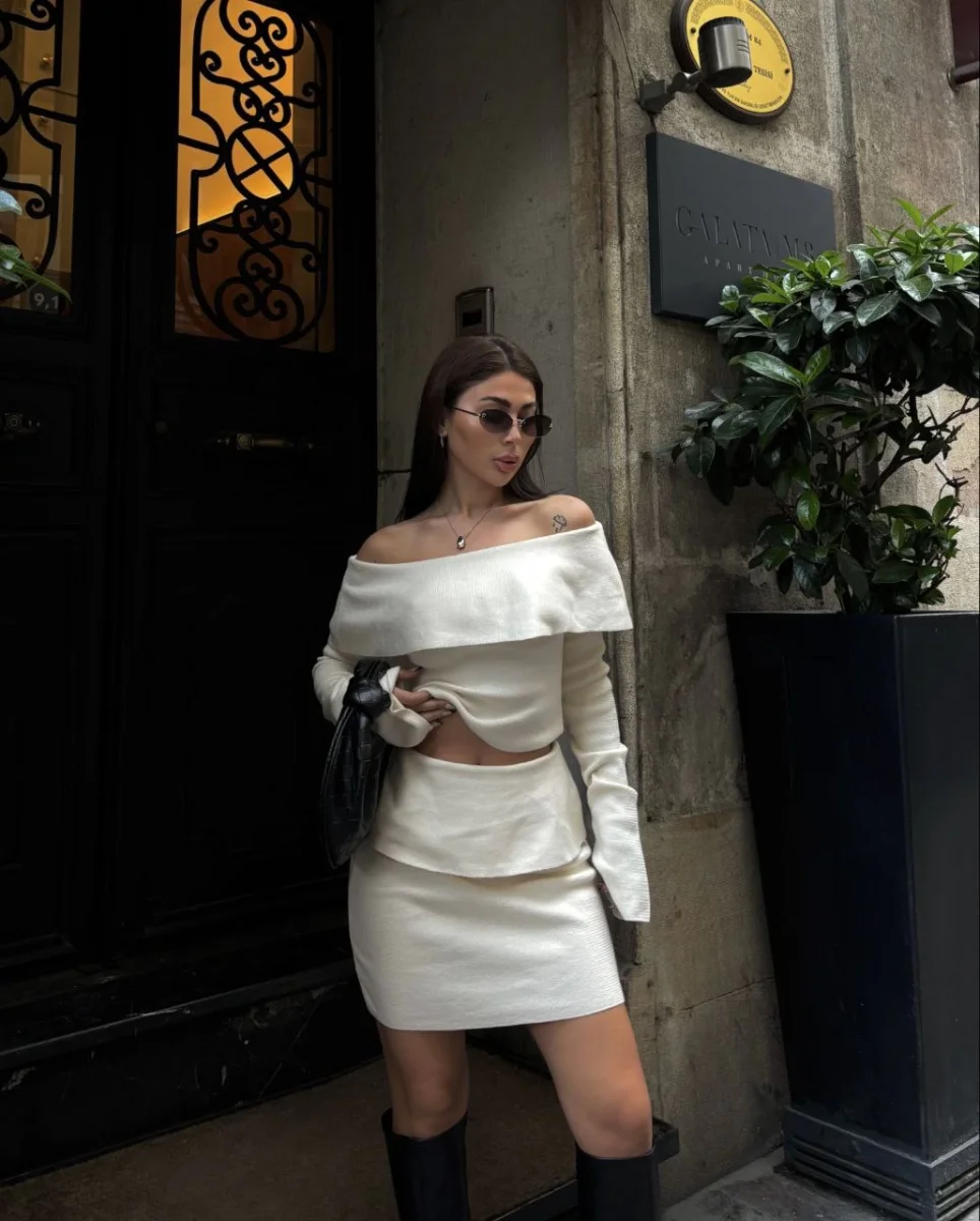 Straplez , Madonna , Carmen Yaka Croplu Mini Etekli ikili Takım Triko - Beyaz -