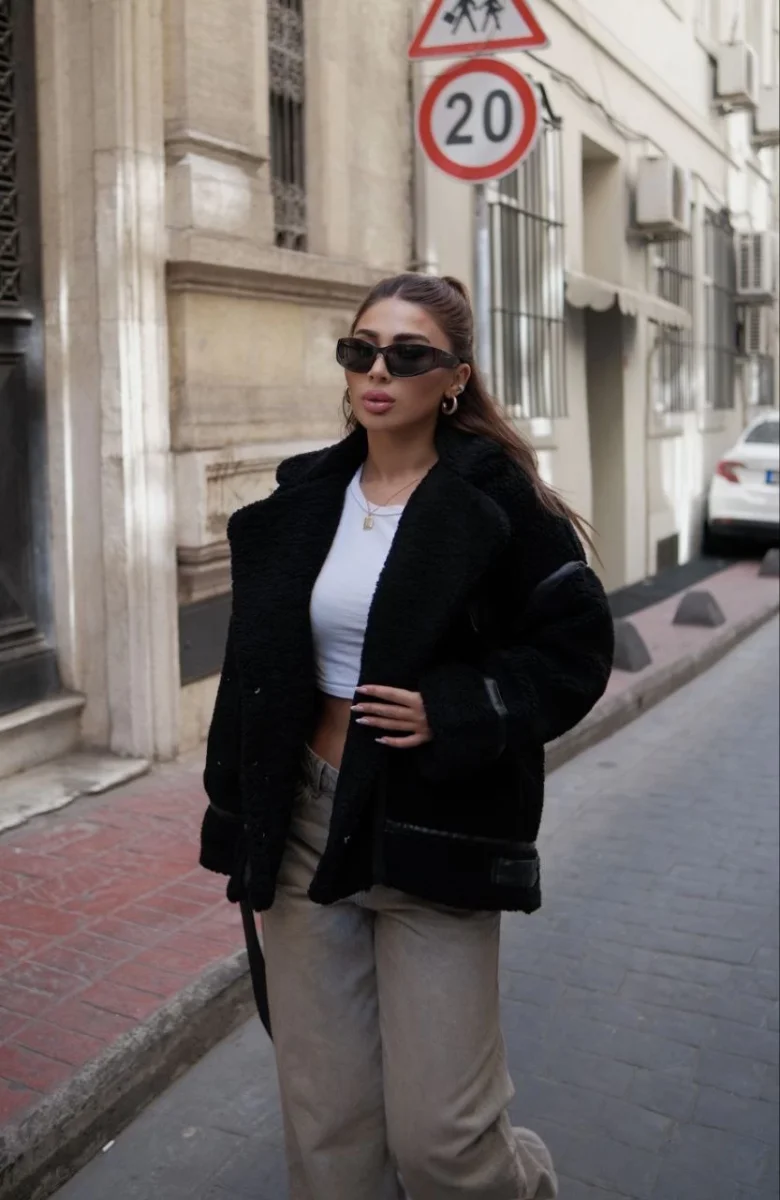 Cıt Cıt Detaylı Peluş Mont Ceket - Siyah -