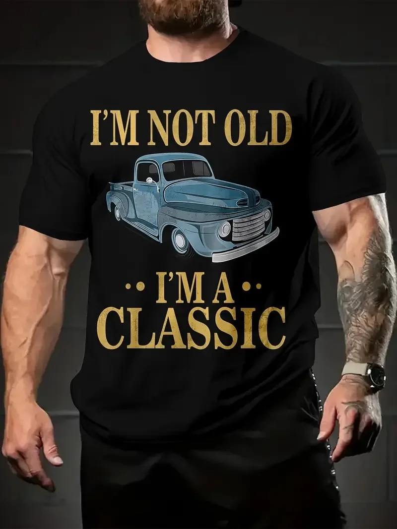 Vintage Araba Grafik T-Shirt - "Ben Yaşlı Değilim Ben Bir Klasiğim"  -