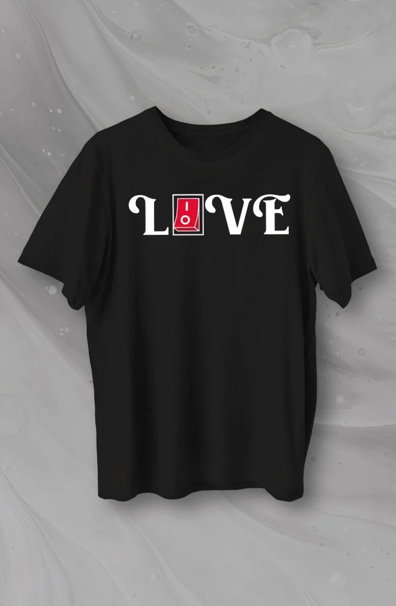 Sevgililer Günü İçin Özel Tasarım Love Baskılı T-shirt - Siyah -
