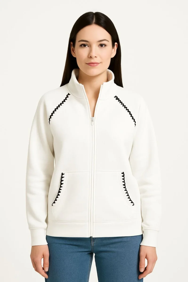 Oversize Dik Yaka Fermuarlı Sweatshirt - Zincir Nakışli Kanguru Cepli, - Beyaz -