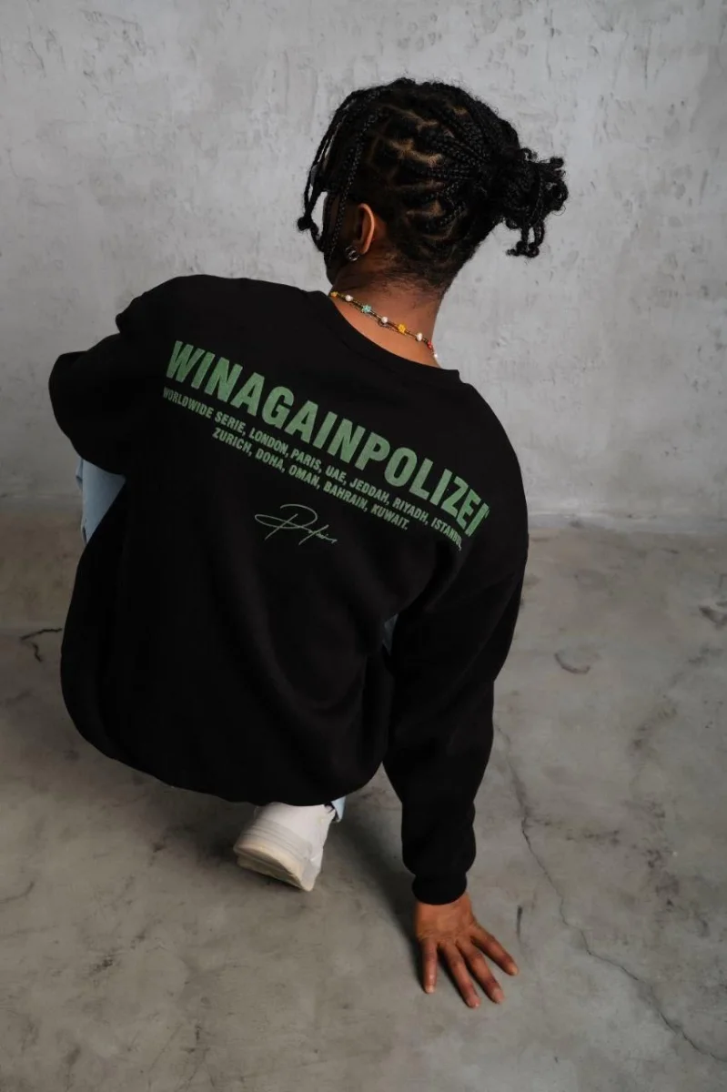 Oversize Sweatshirt – Siyah Renk | Ön ve Sırt Baskılı, Üç İplik İçi Pamuklu Kumaş, Rahat Kalıp, Ribanalı Kışlık Sweat | Winagain Polizei Serisi - Siyah