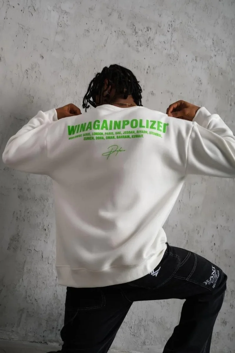 Oversize Sweatshirt – Beyaz Renk | Ön ve Sırt Baskılı, Üç İplik İçi Pamuklu Kumaş, Rahat Kalıp, Ribanalı Kışlık Sweat | Winagain Polizei Serisi - Beyaz