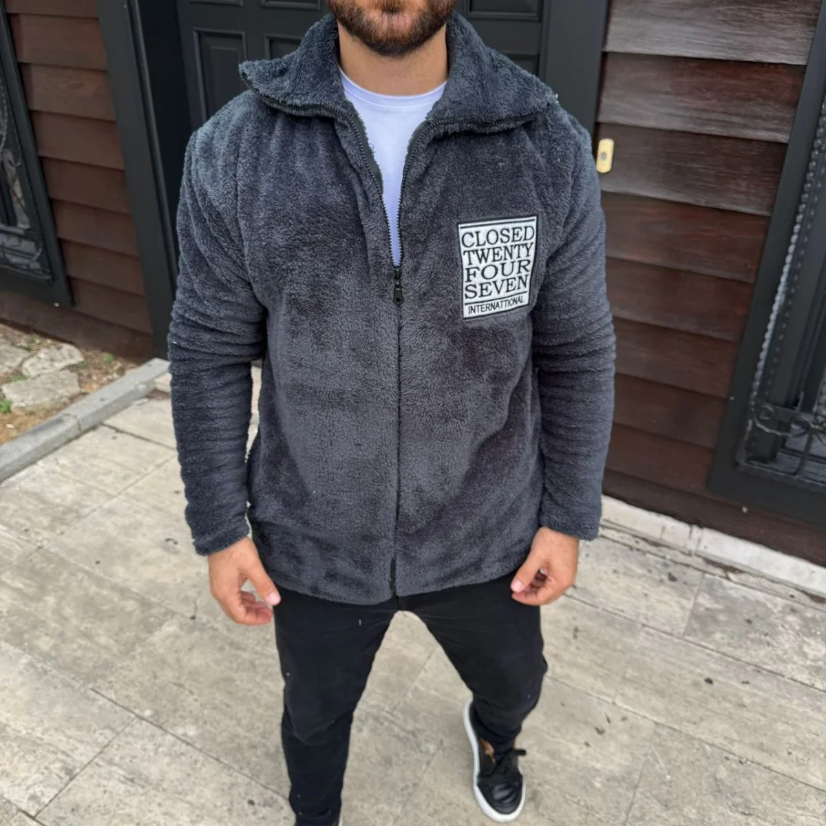 Polar Fermuarlı Sweatshirt – Kapüşonsuz, Cepli, Yumuşak Dokulu, Oversize Rahat Kalıp, Kışlık Sıcak Tutan Fermuarlı Üst - Füme